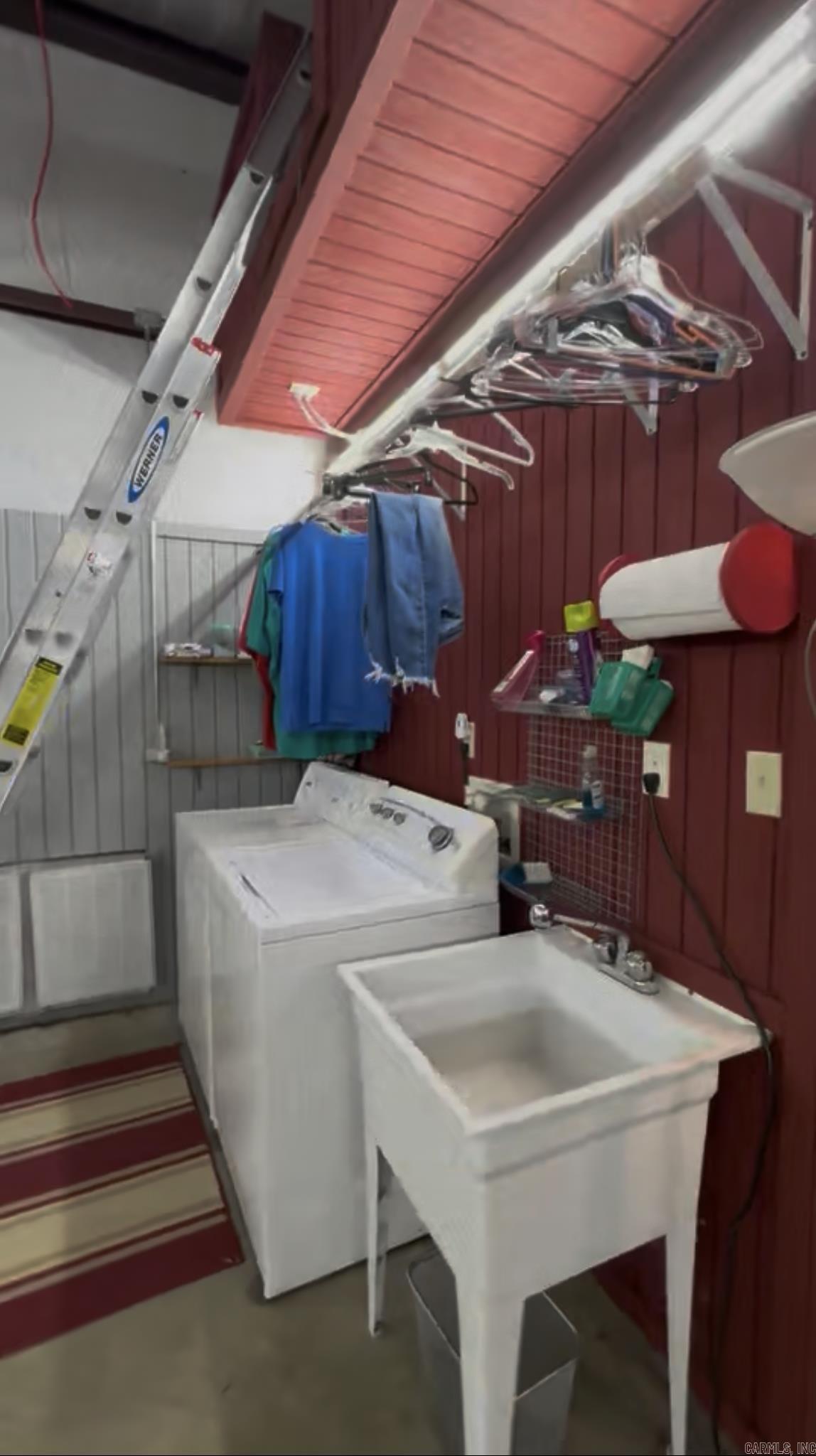 25 Twin Creek  Mount Ida, AR