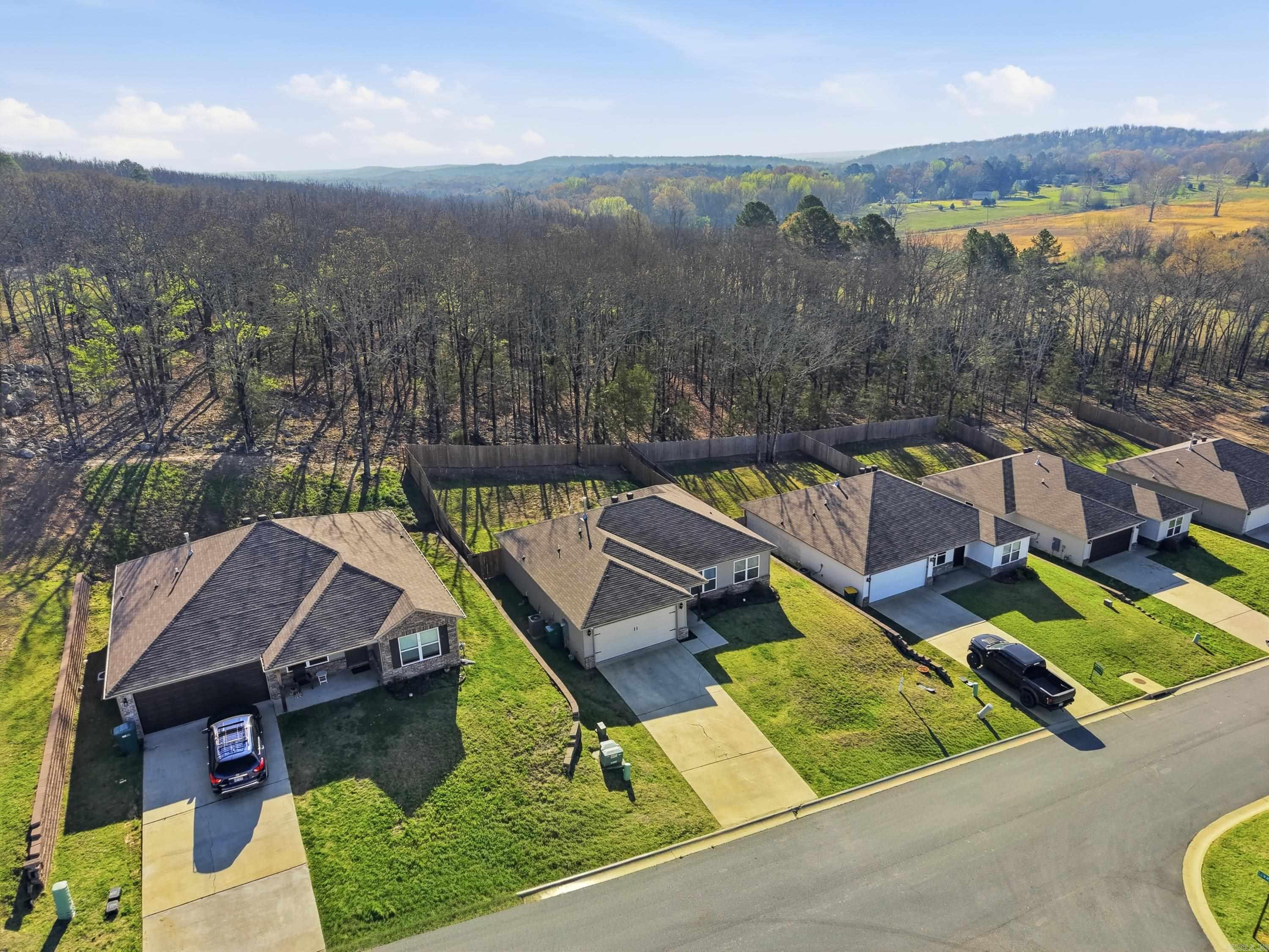 8 Spring Ridge Ln  Conway, AR