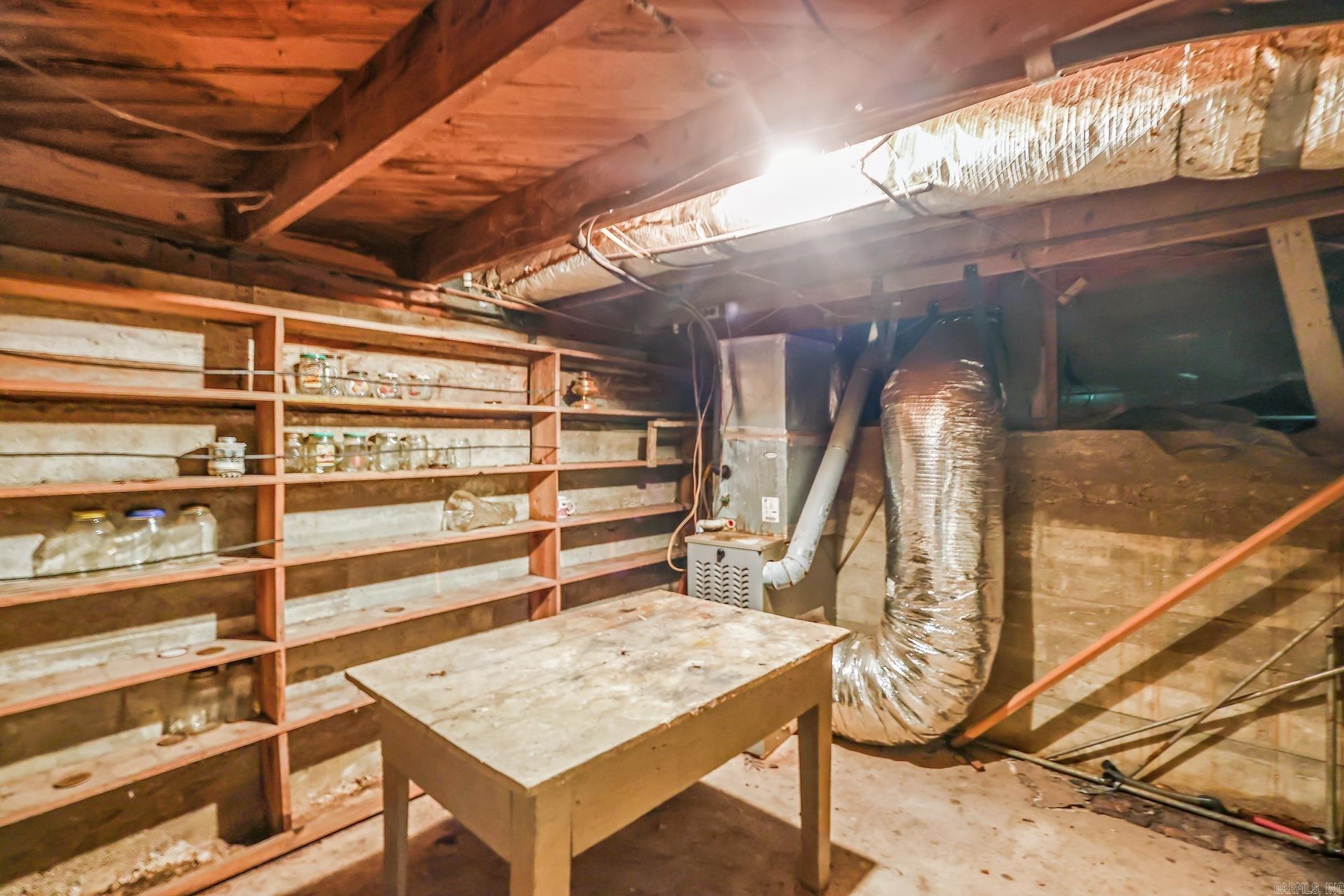 255 W Elm  Mount Ida, AR