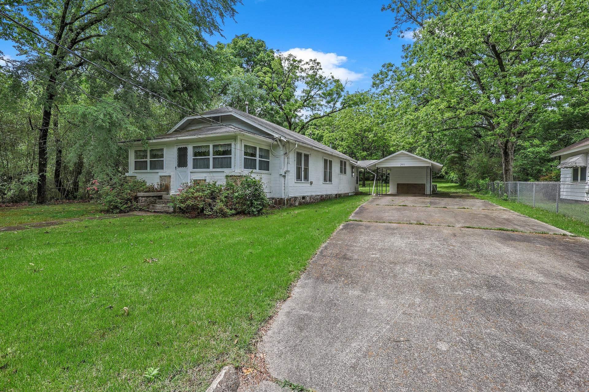 255 W Elm  Mount Ida, AR