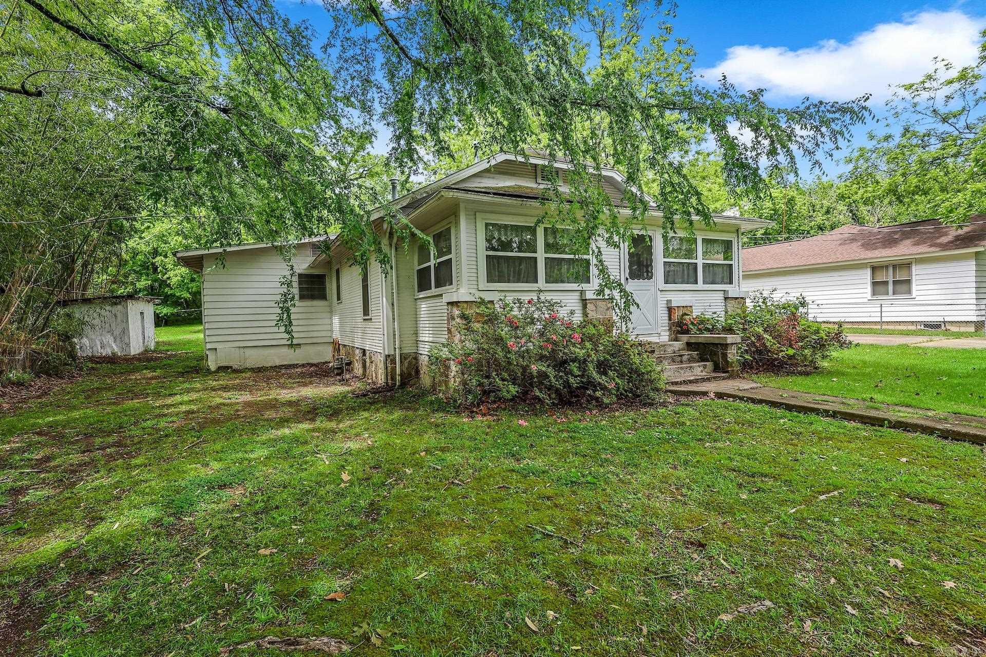 255 W Elm  Mount Ida, AR