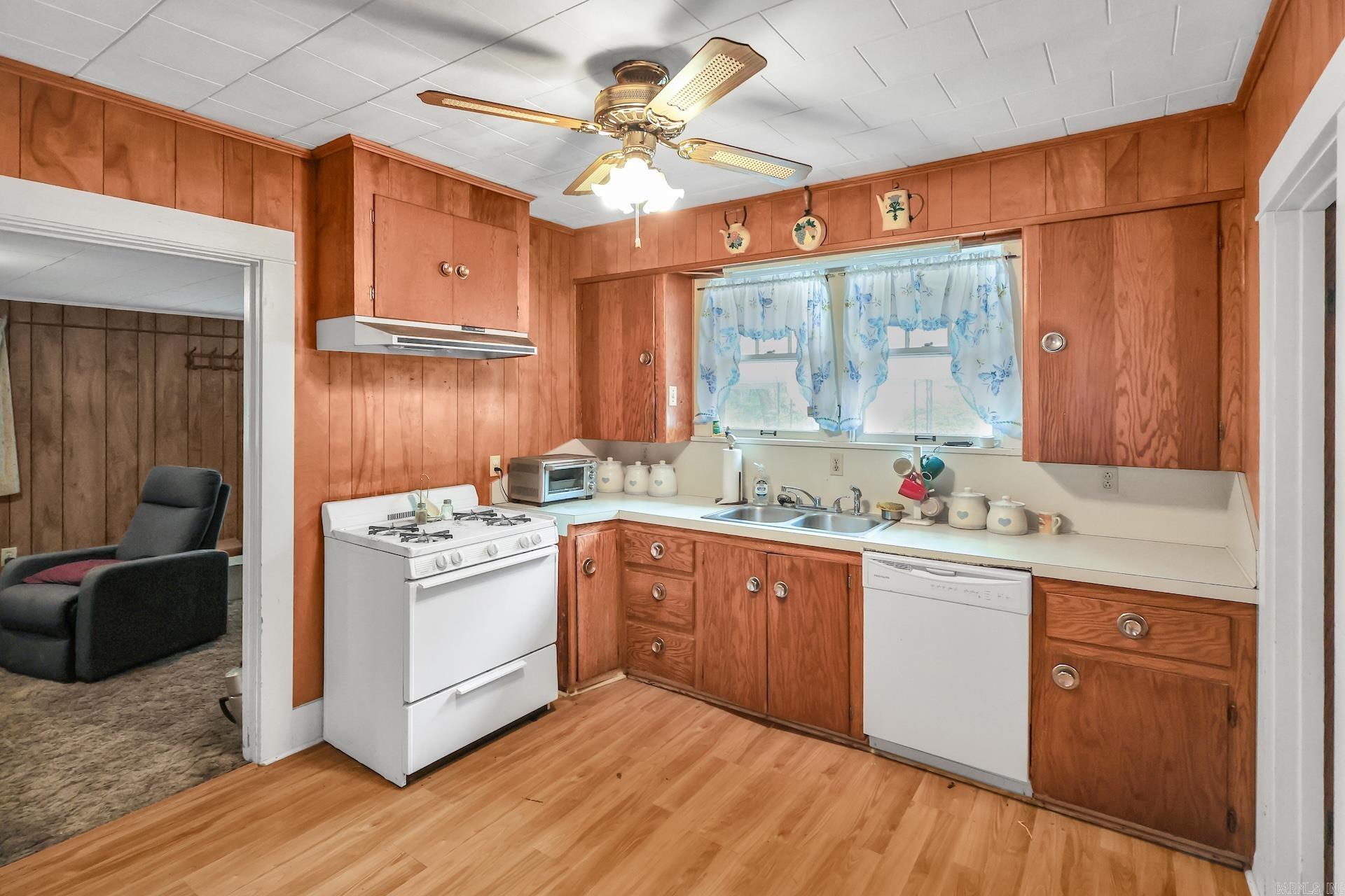 255 W Elm  Mount Ida, AR