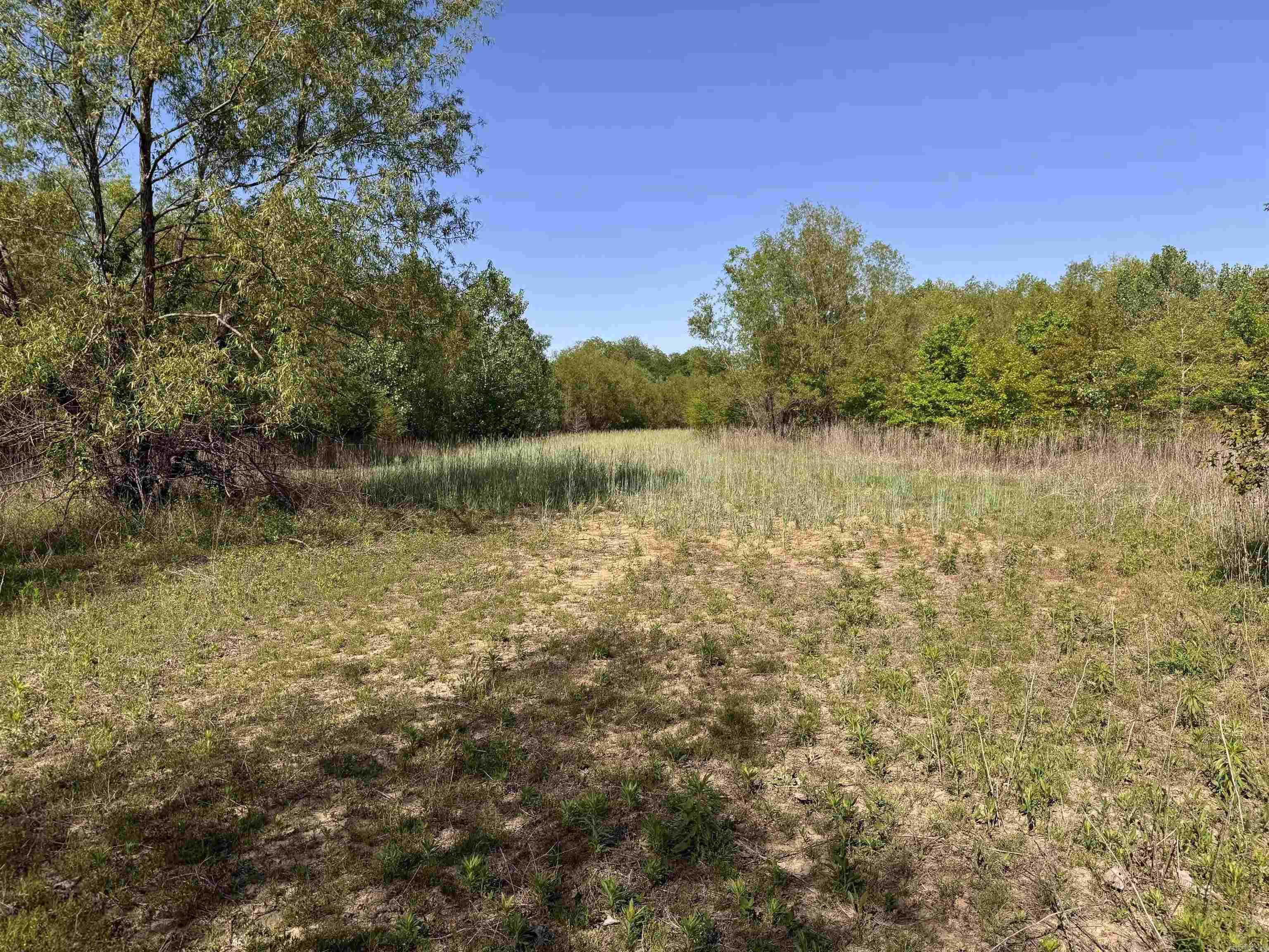 001 Arm Lake  Bradford, AR