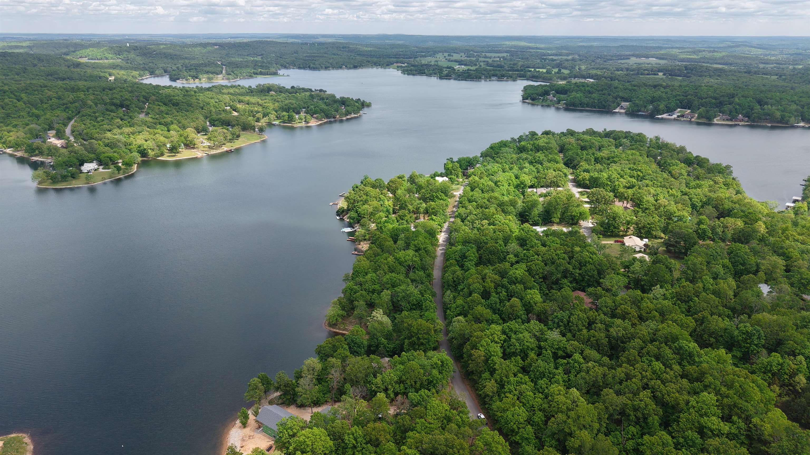 200 Isabella Lane  Horseshoe Bend, AR