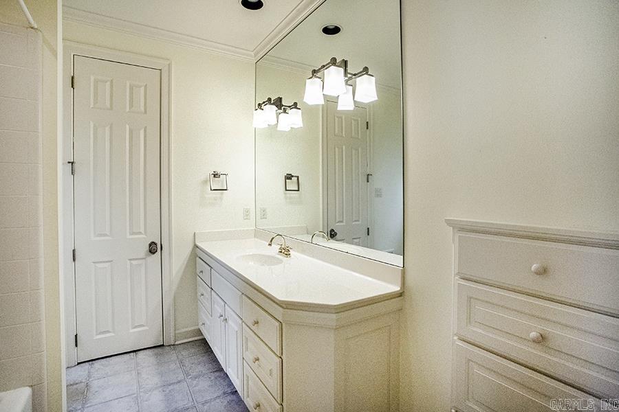 10 Piney Lane  Little Rock, AR