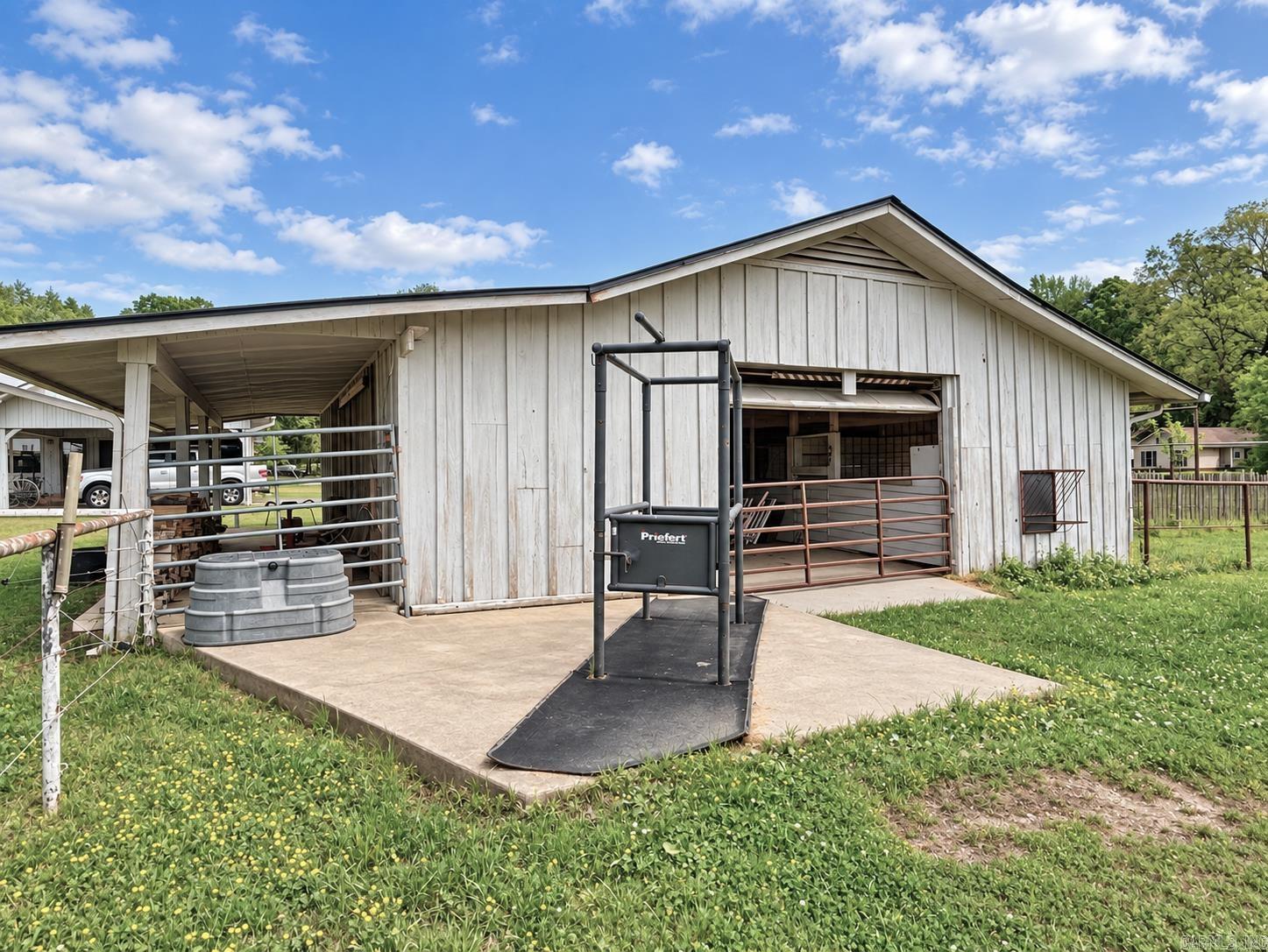 25 Sites Drive Sheridan, AR 72150