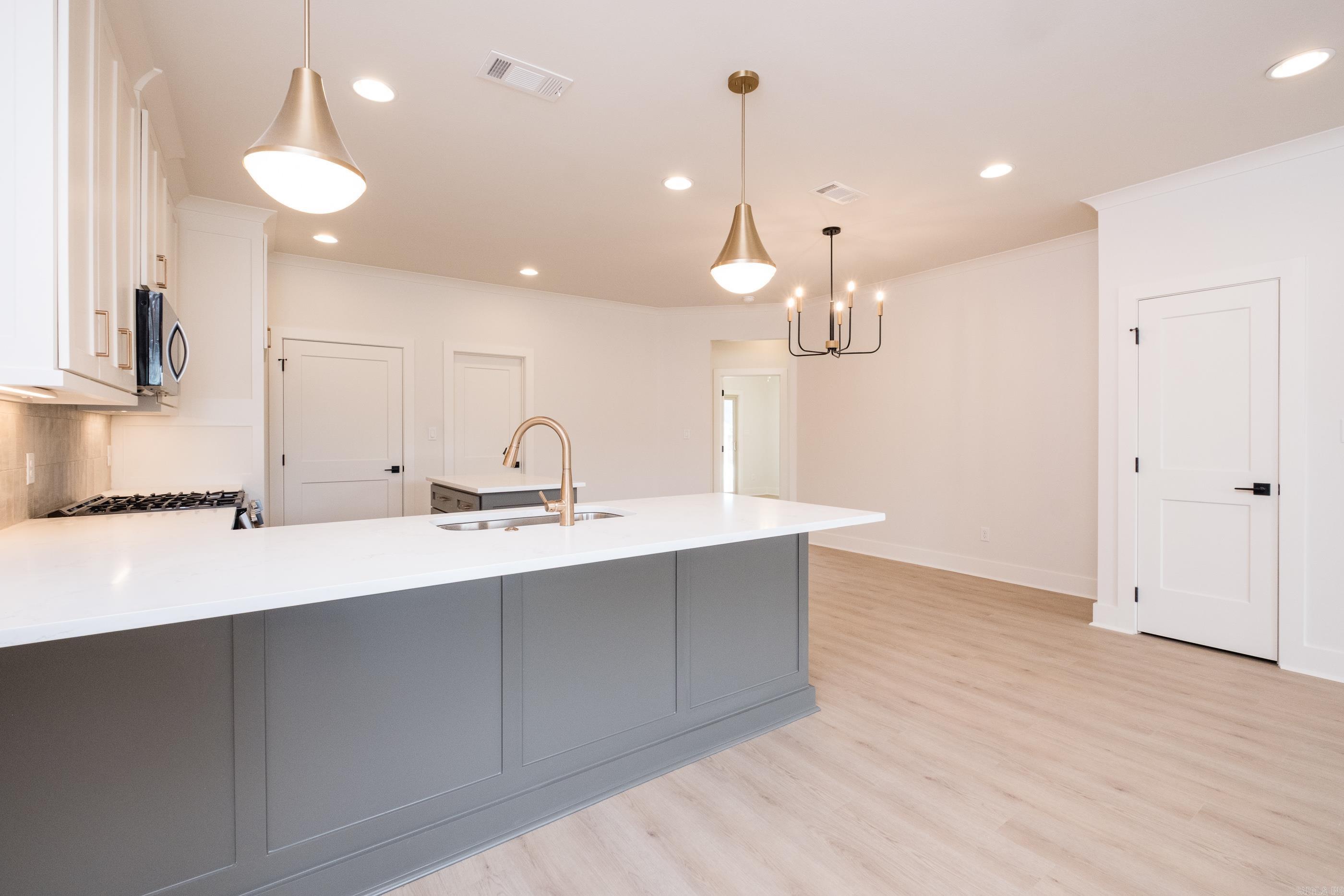 28 Driftwood  Little Rock, AR