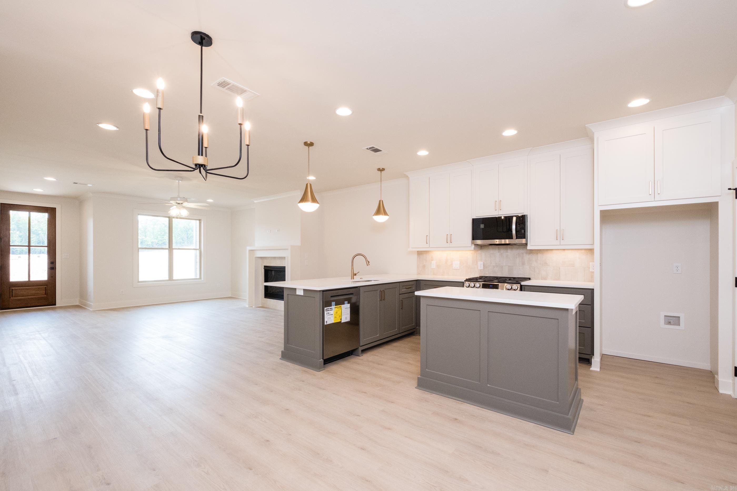 28 Driftwood  Little Rock, AR