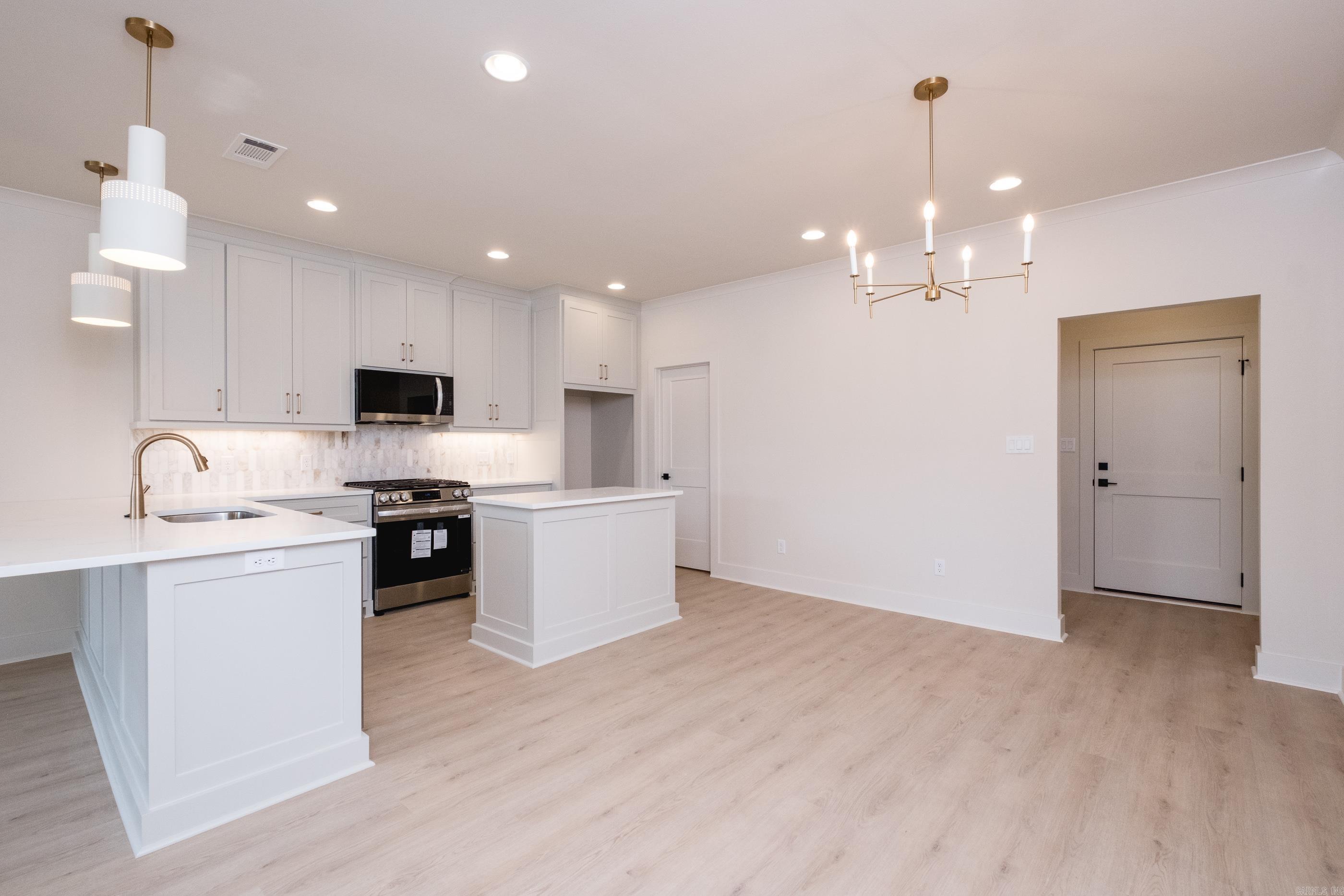 26 Driftwood  Little Rock, AR