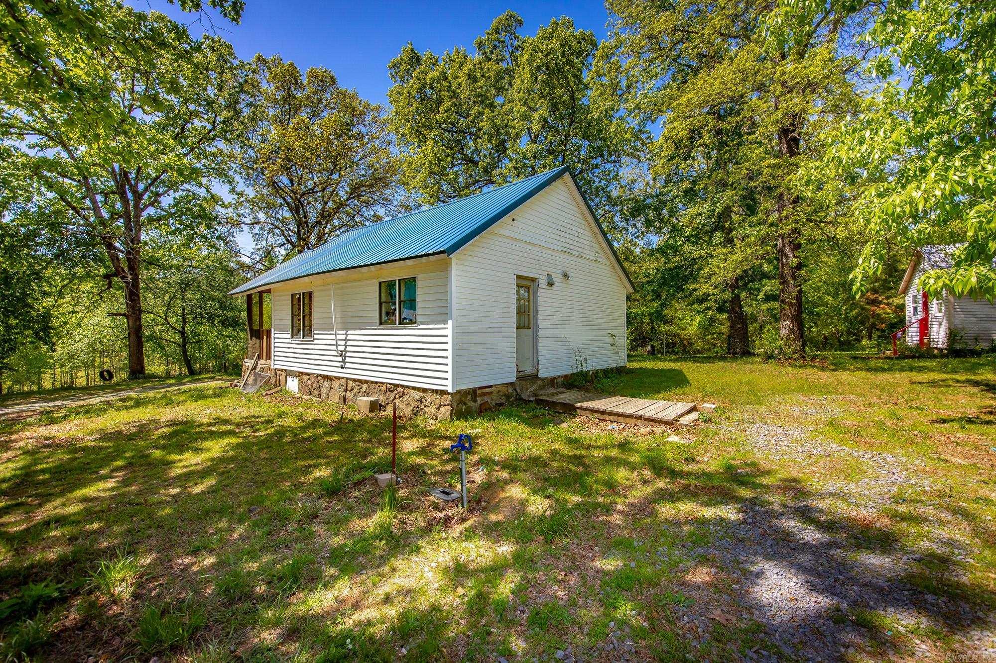 603 Razorback Dr  Clinton, AR