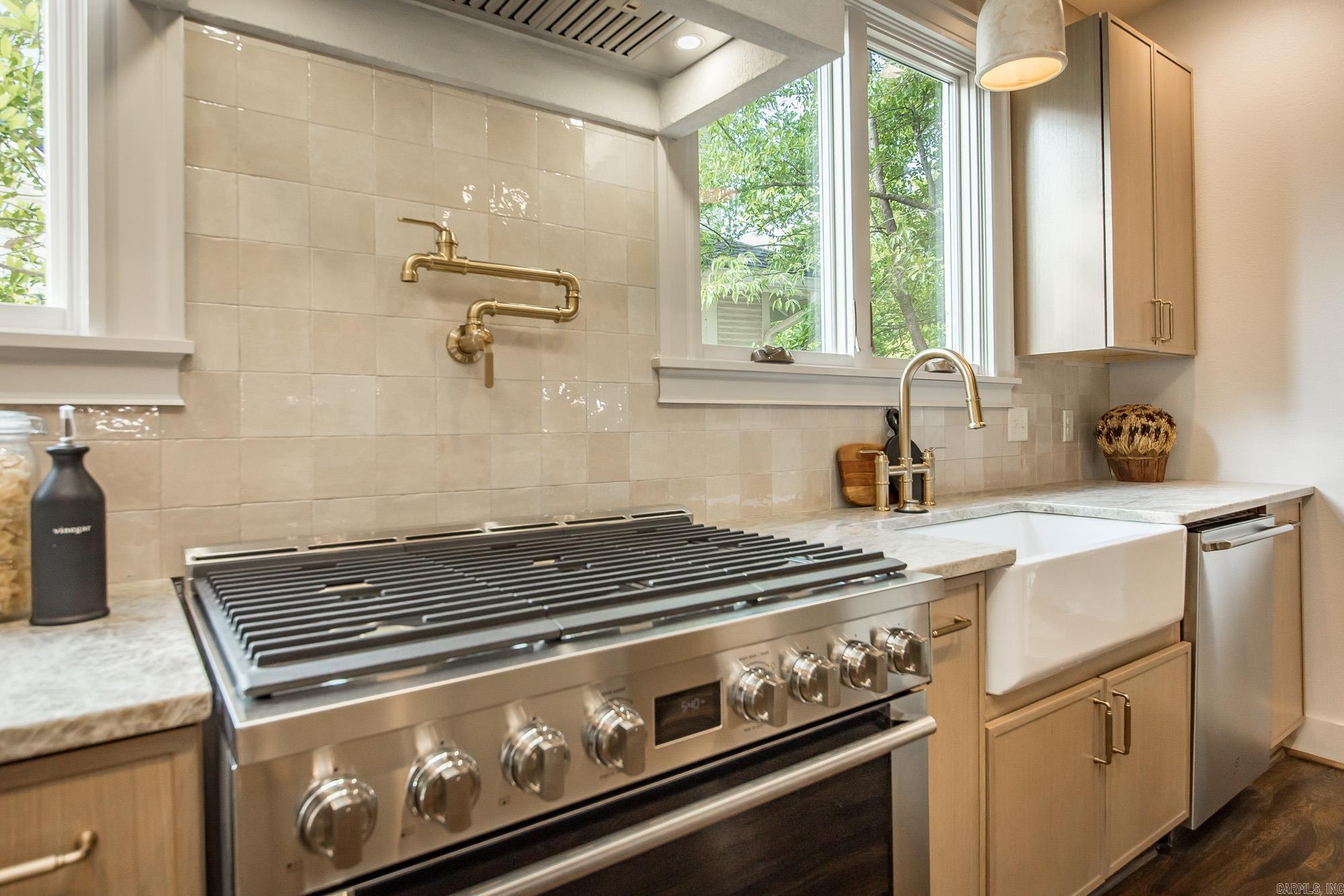 225 Ridgeway  Little Rock, AR