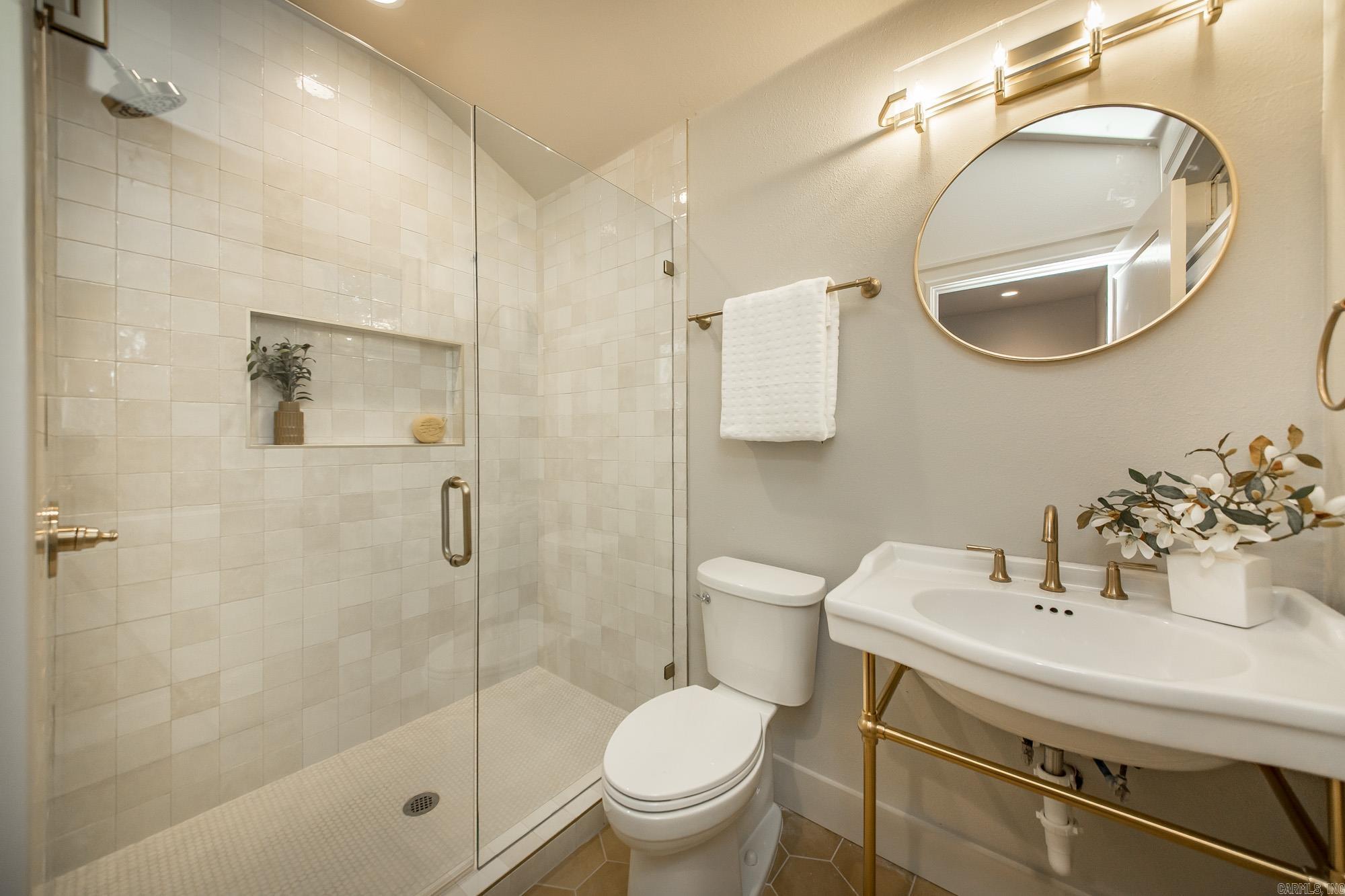 225 Ridgeway  Little Rock, AR