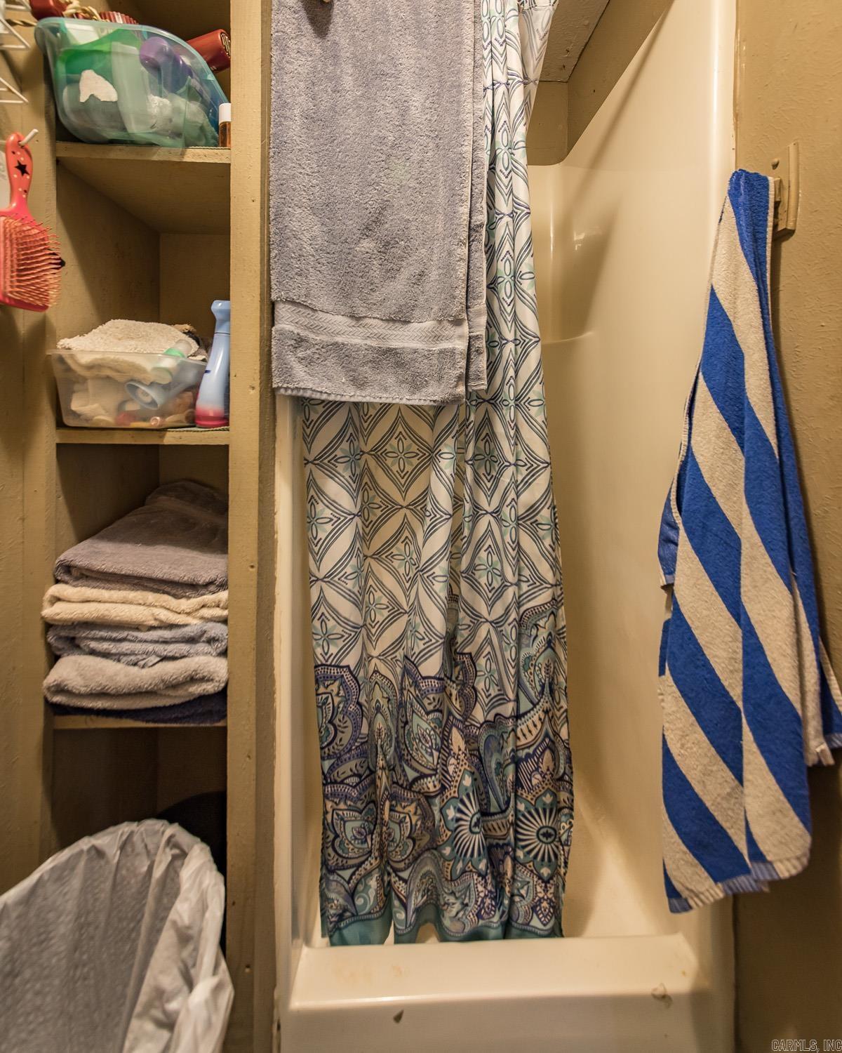 603 Razorback Dr  Clinton, AR