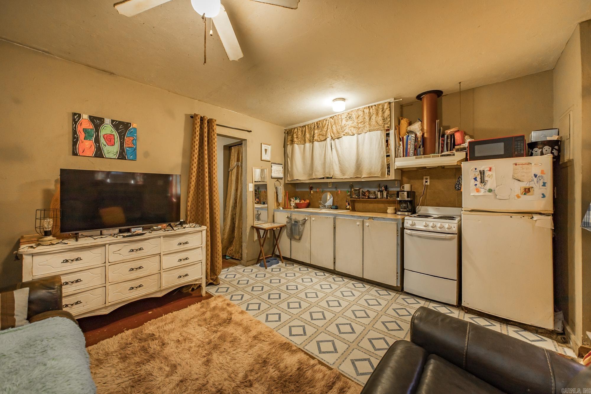 603 Razorback Dr  Clinton, AR