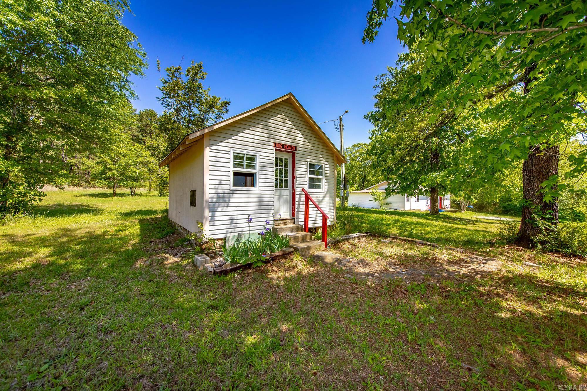 603 Razorback Dr  Clinton, AR