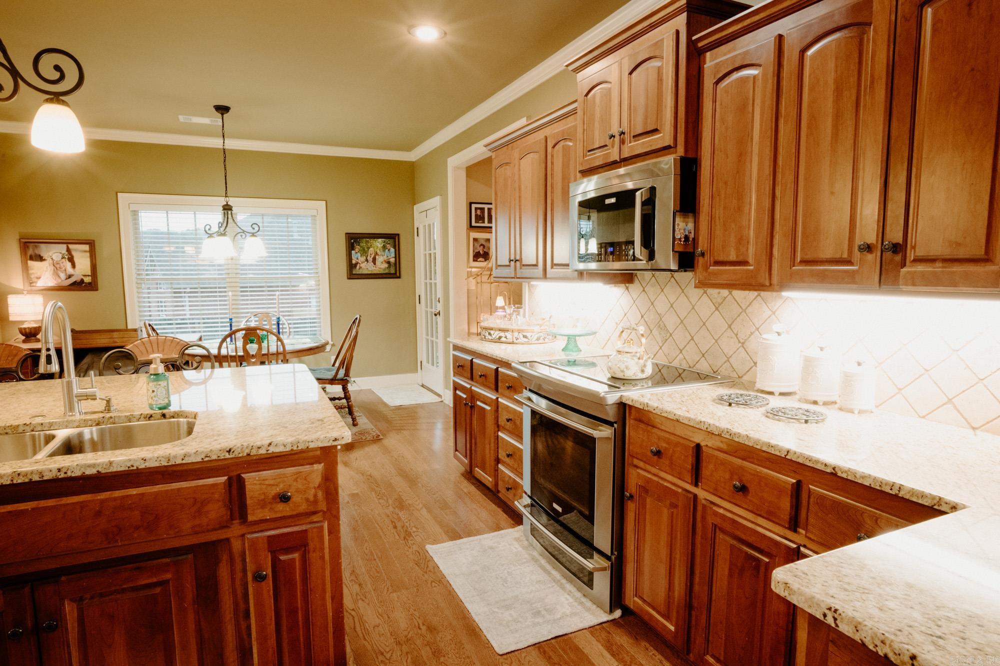 519 Scarlet Oaks  Benton, AR