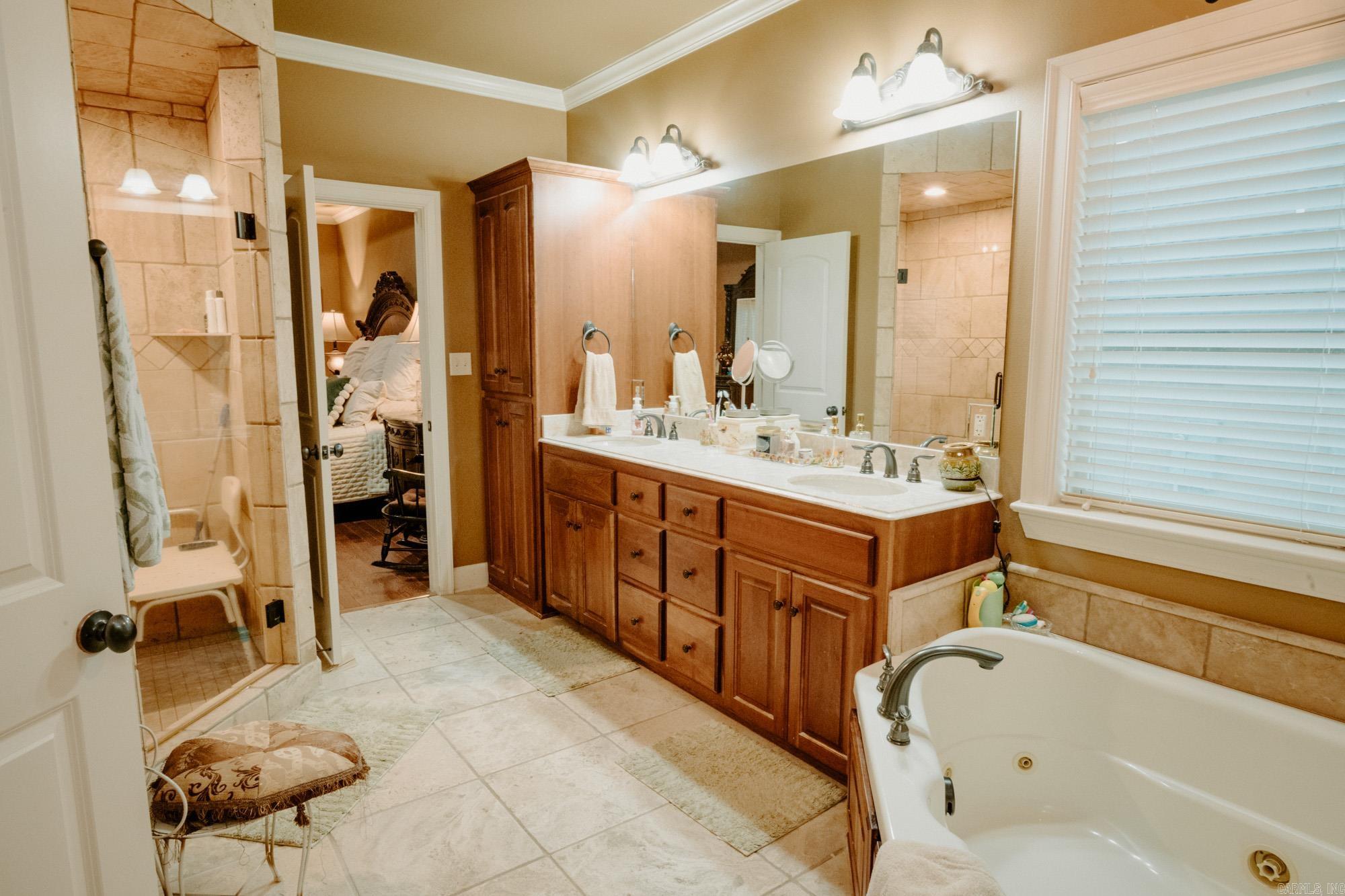 519 Scarlet Oaks  Benton, AR