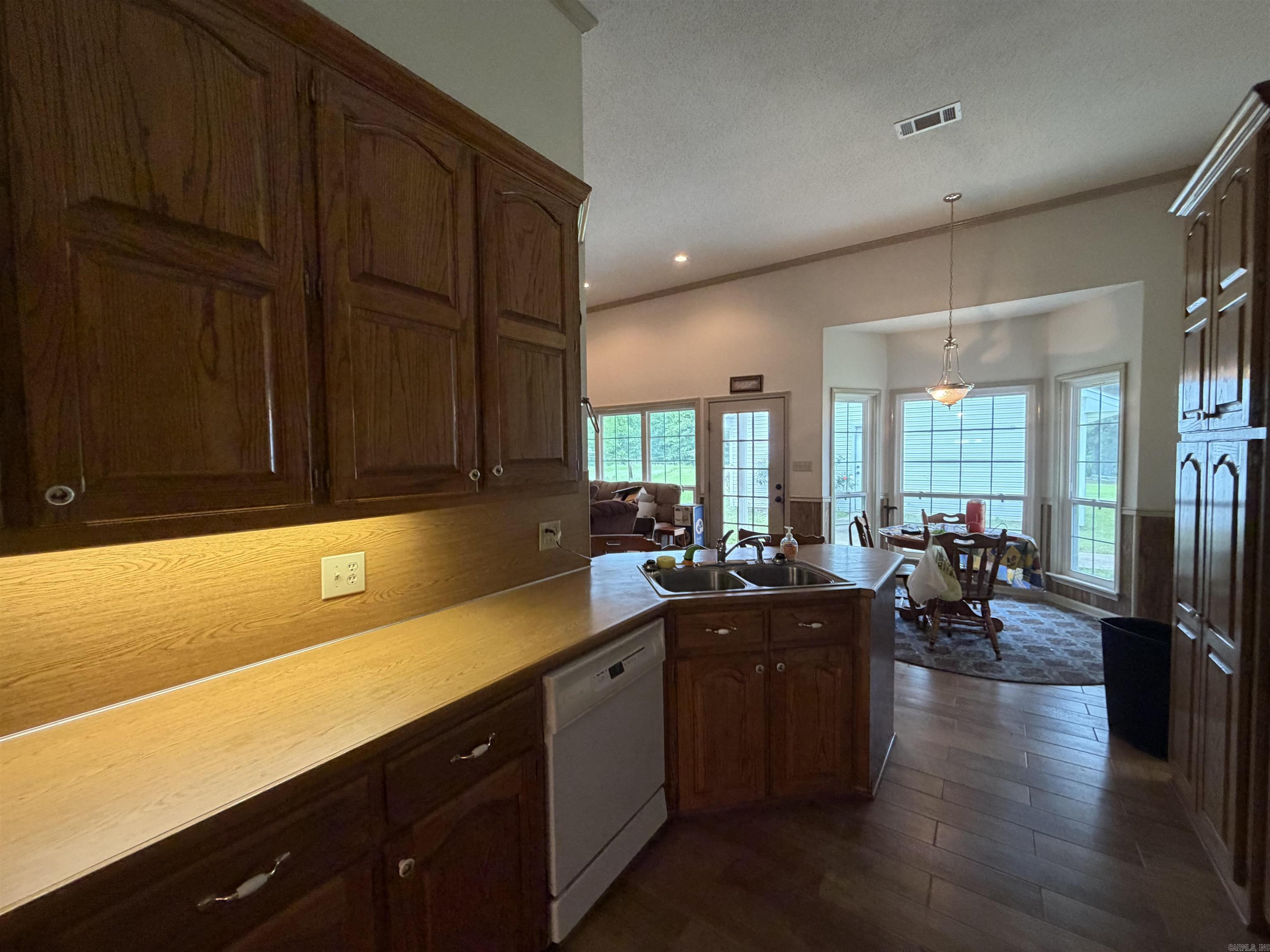 2920 GOODFELLOW  Star City, AR