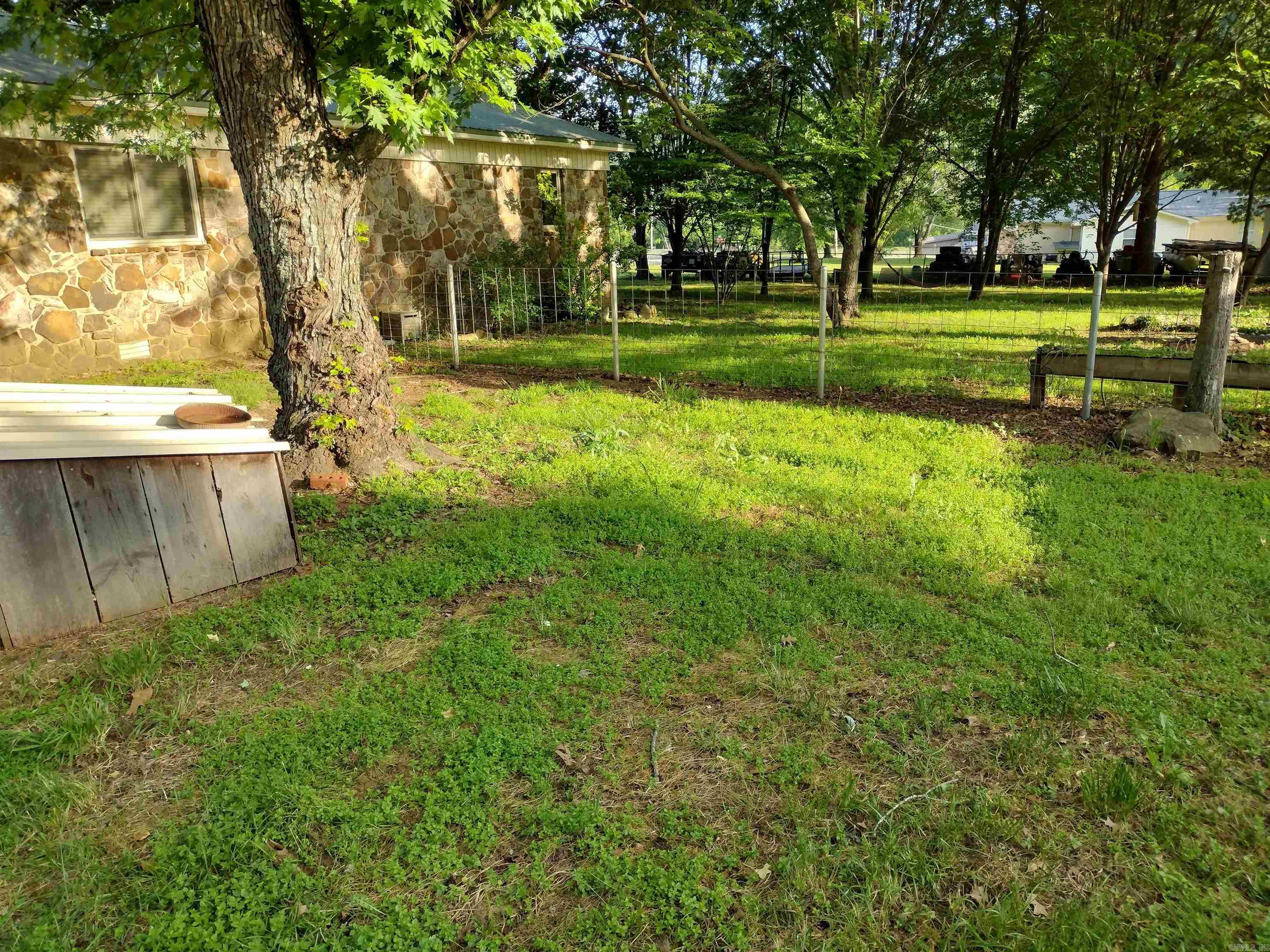 409 Hughes Ave  Mountain View, AR