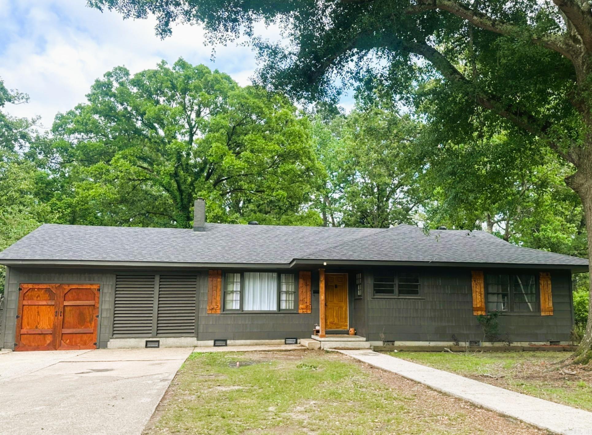 803 Maple St  Crossett, AR