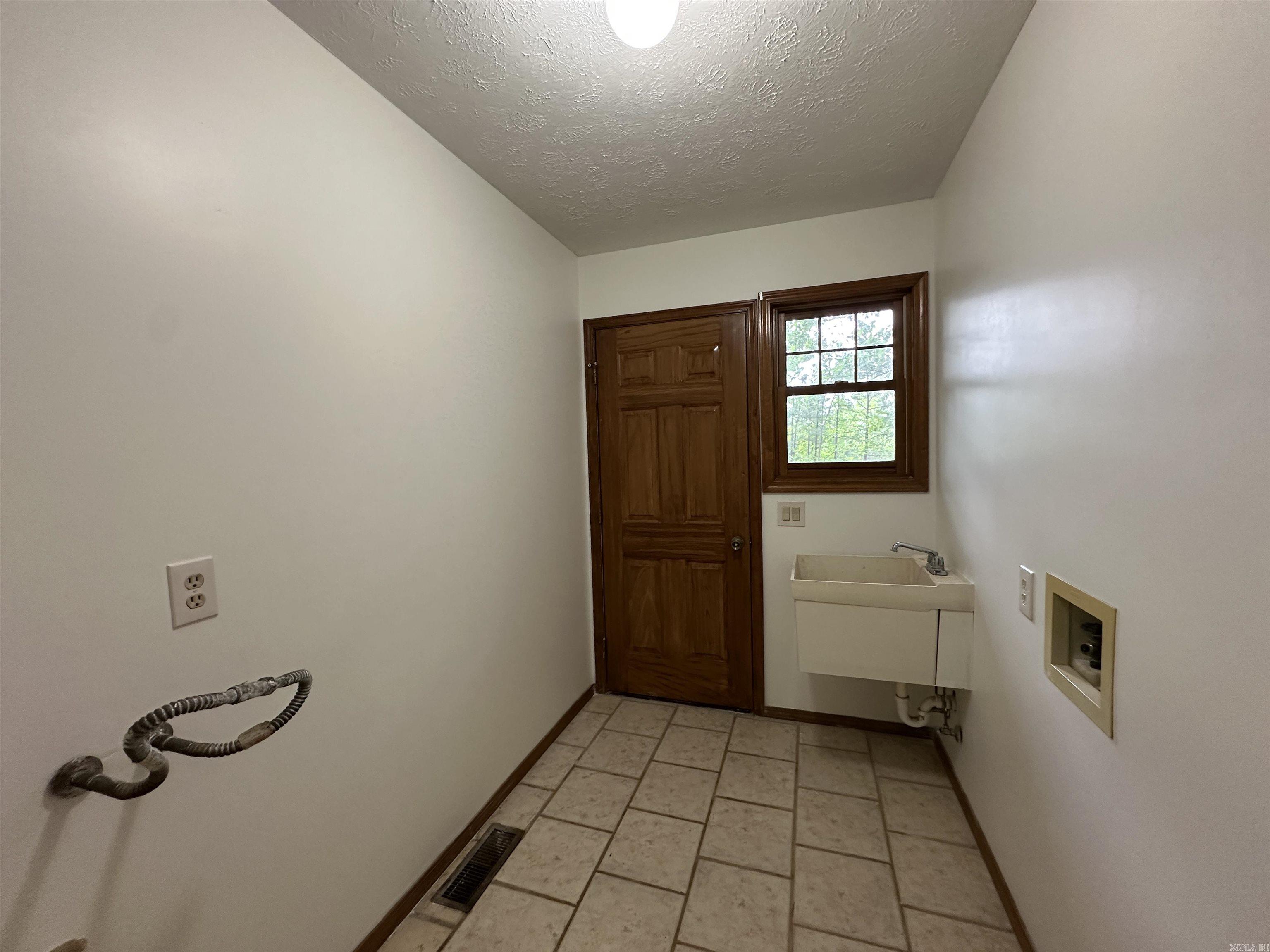 74 Bayview Drive  Mountain Home, AR