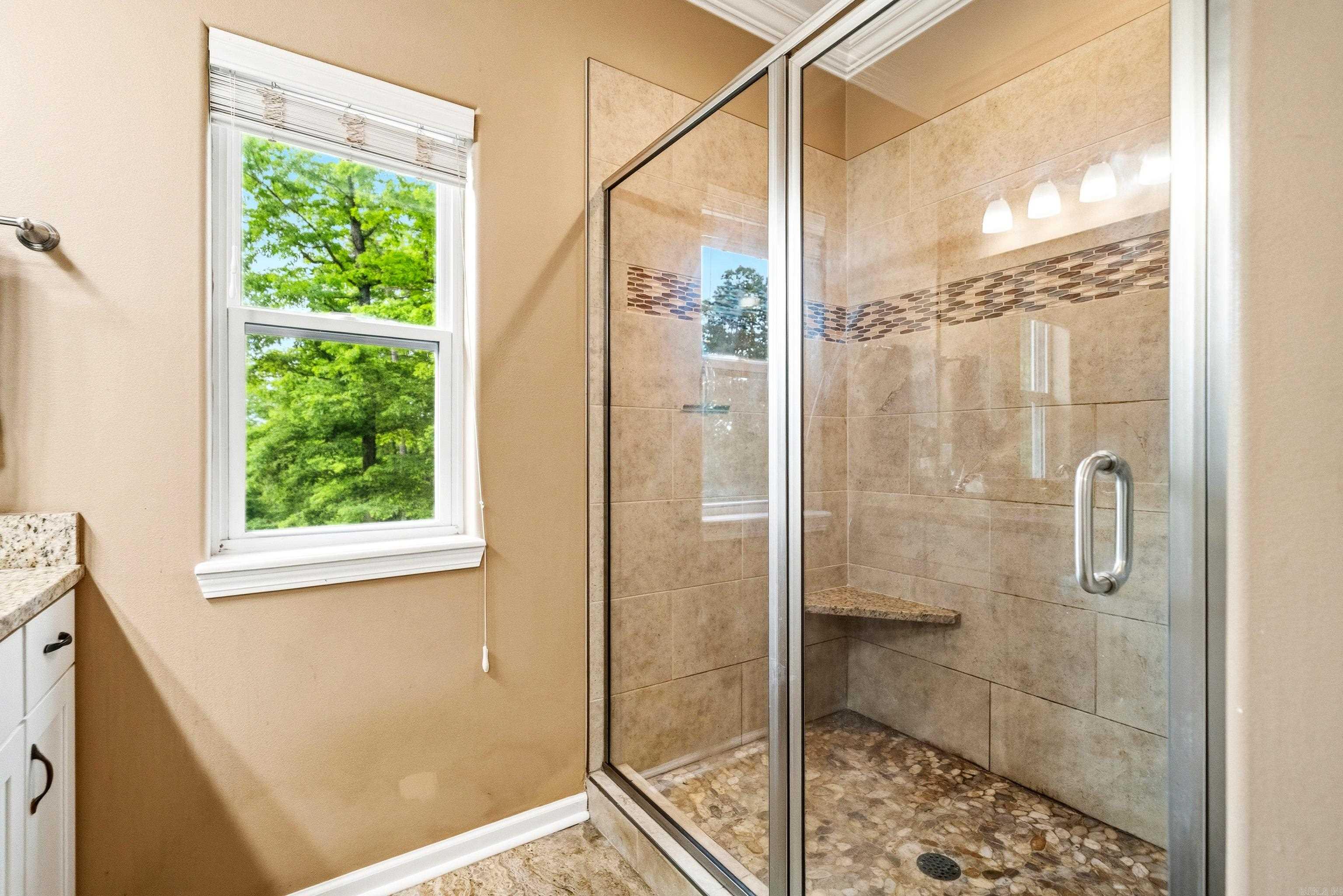 140 W. Hawkview  Royal, AR