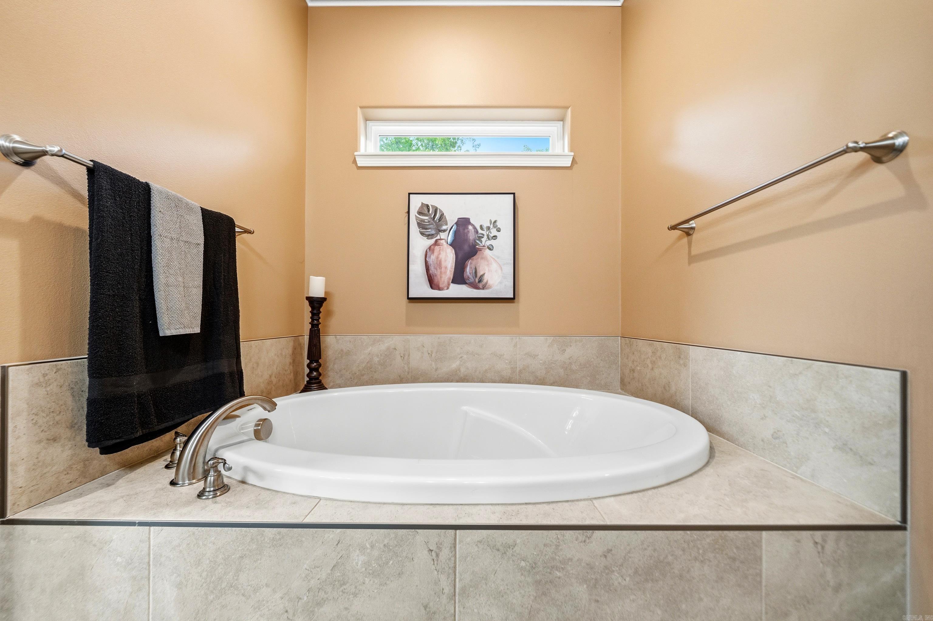 140 W. Hawkview  Royal, AR