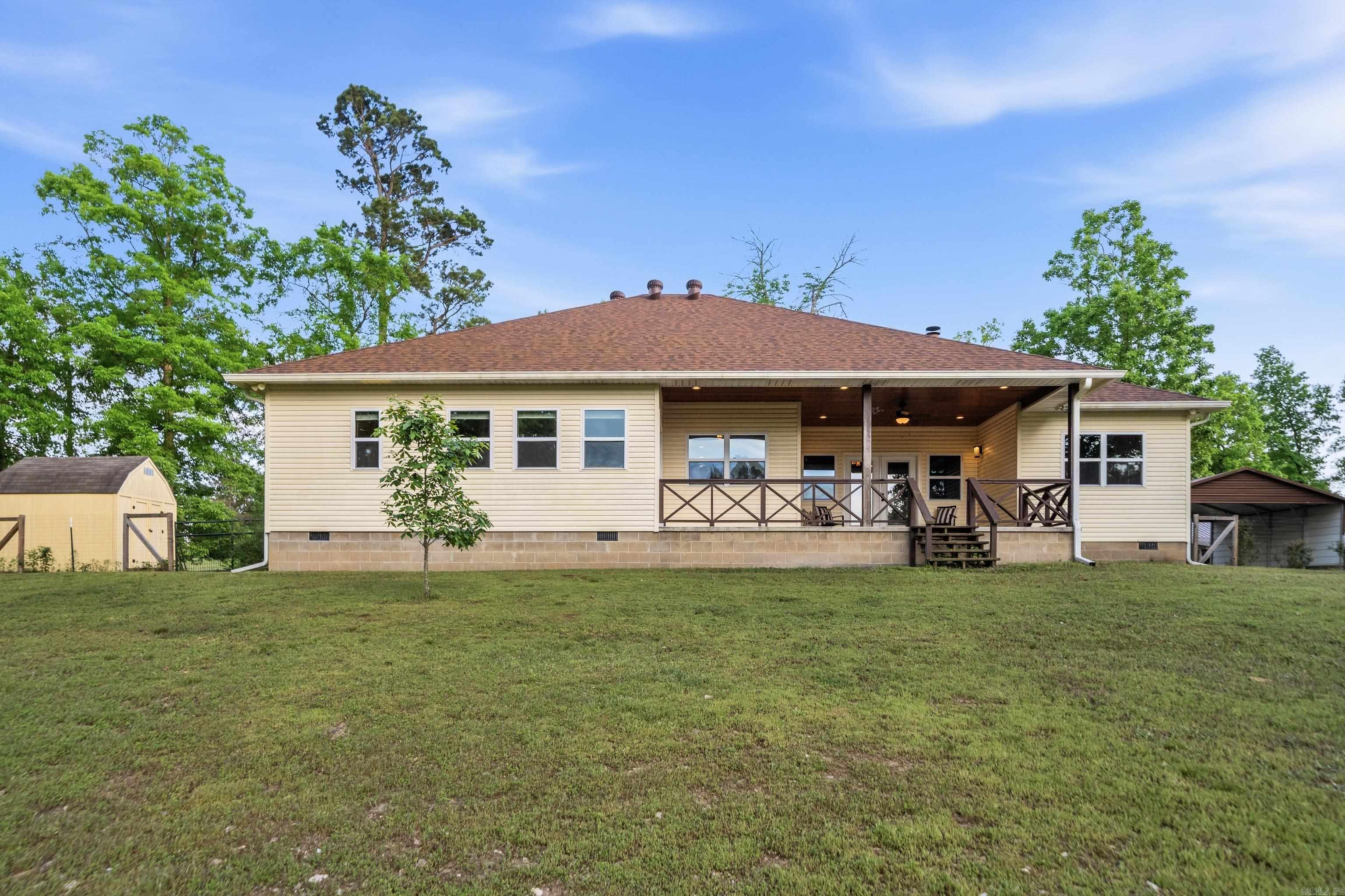 140 W. Hawkview  Royal, AR