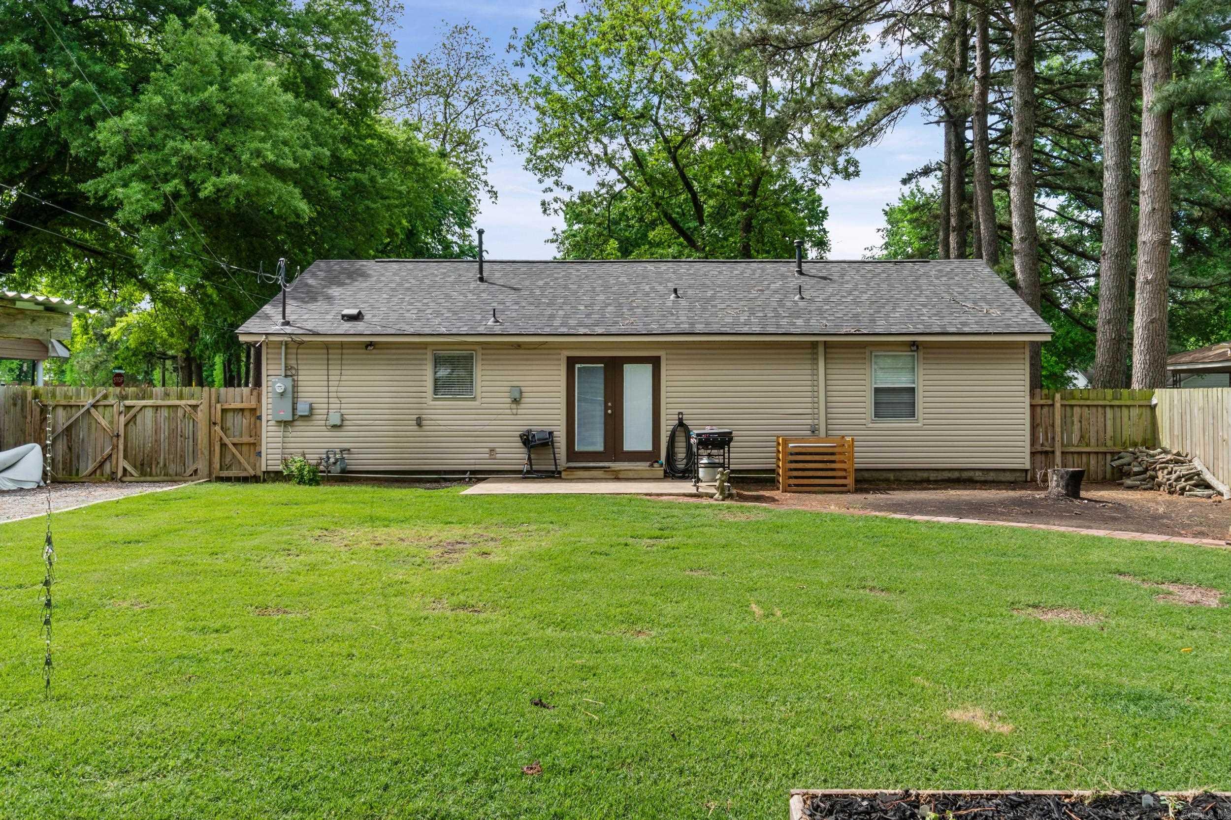 840 N Meadowbrook  Wynne, AR