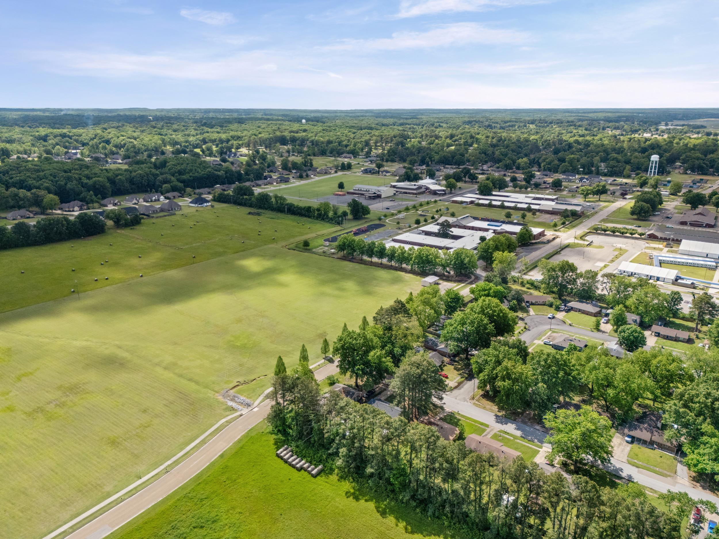 840 N Meadowbrook  Wynne, AR