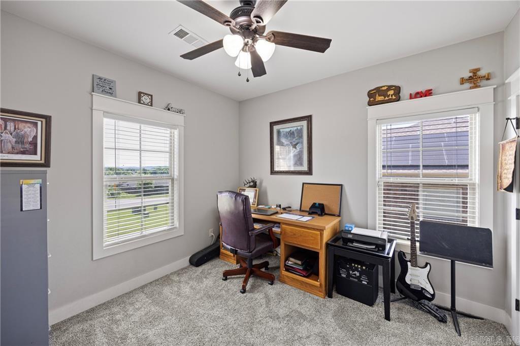 325 Crestwood  Russellville, AR