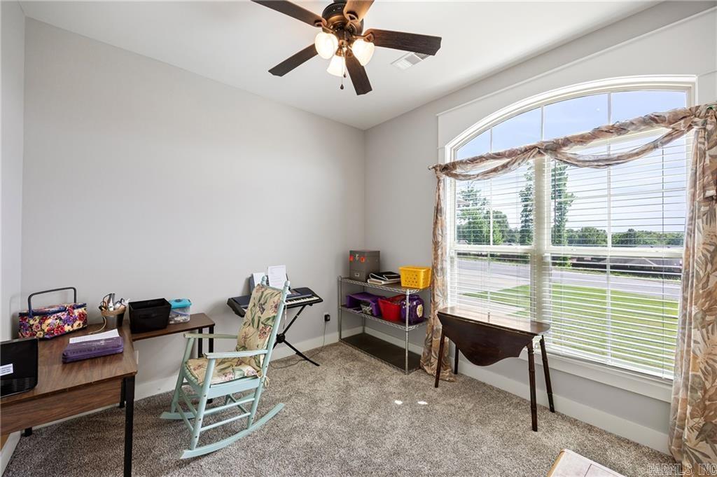 325 Crestwood  Russellville, AR