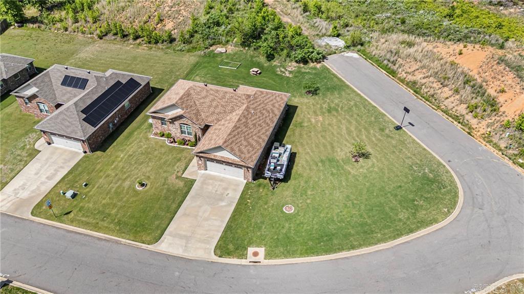 325 Crestwood  Russellville, AR