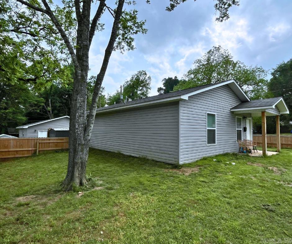 1733 Caddo  Arkadelphia, AR