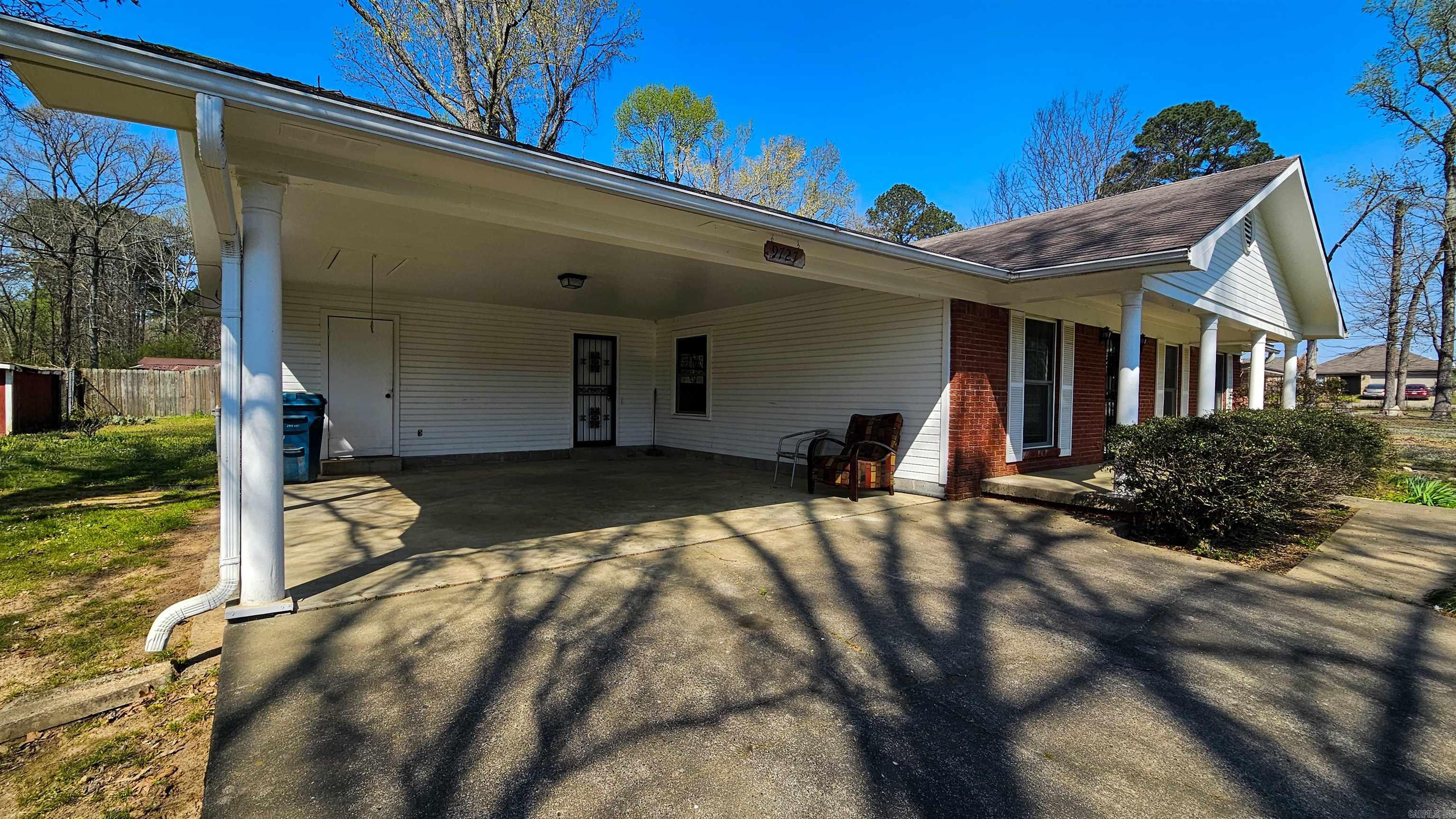 9727 Lanehart  Little Rock, AR