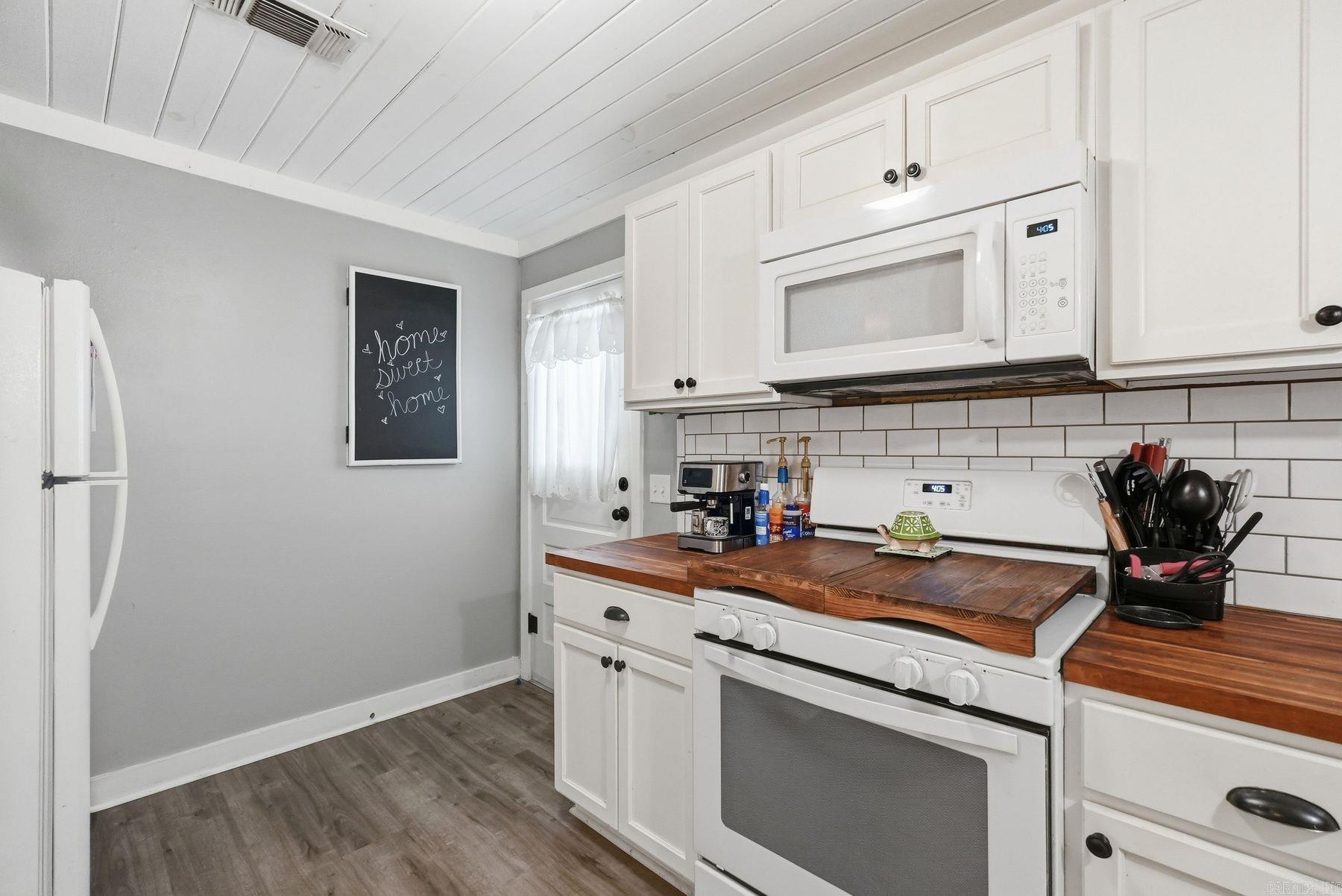 626 W Maple  Benton, AR