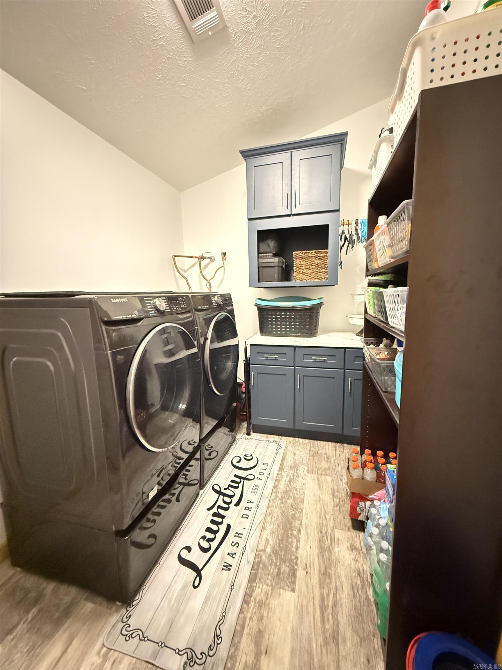 1139 Fayes Forest  Clinton, AR