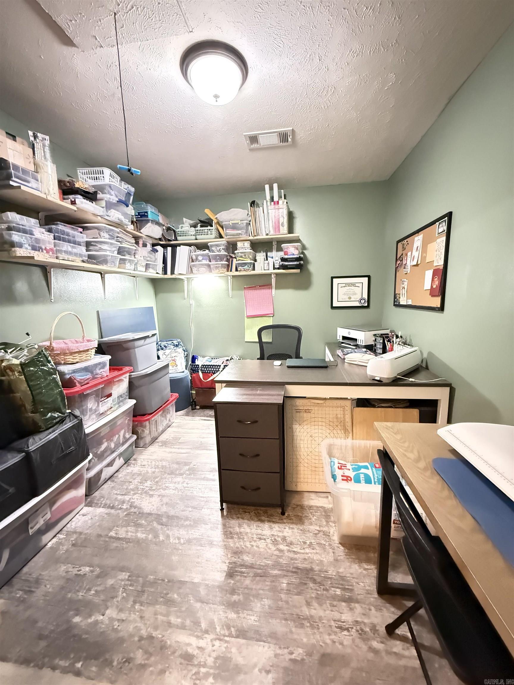 1139 Fayes Forest  Clinton, AR