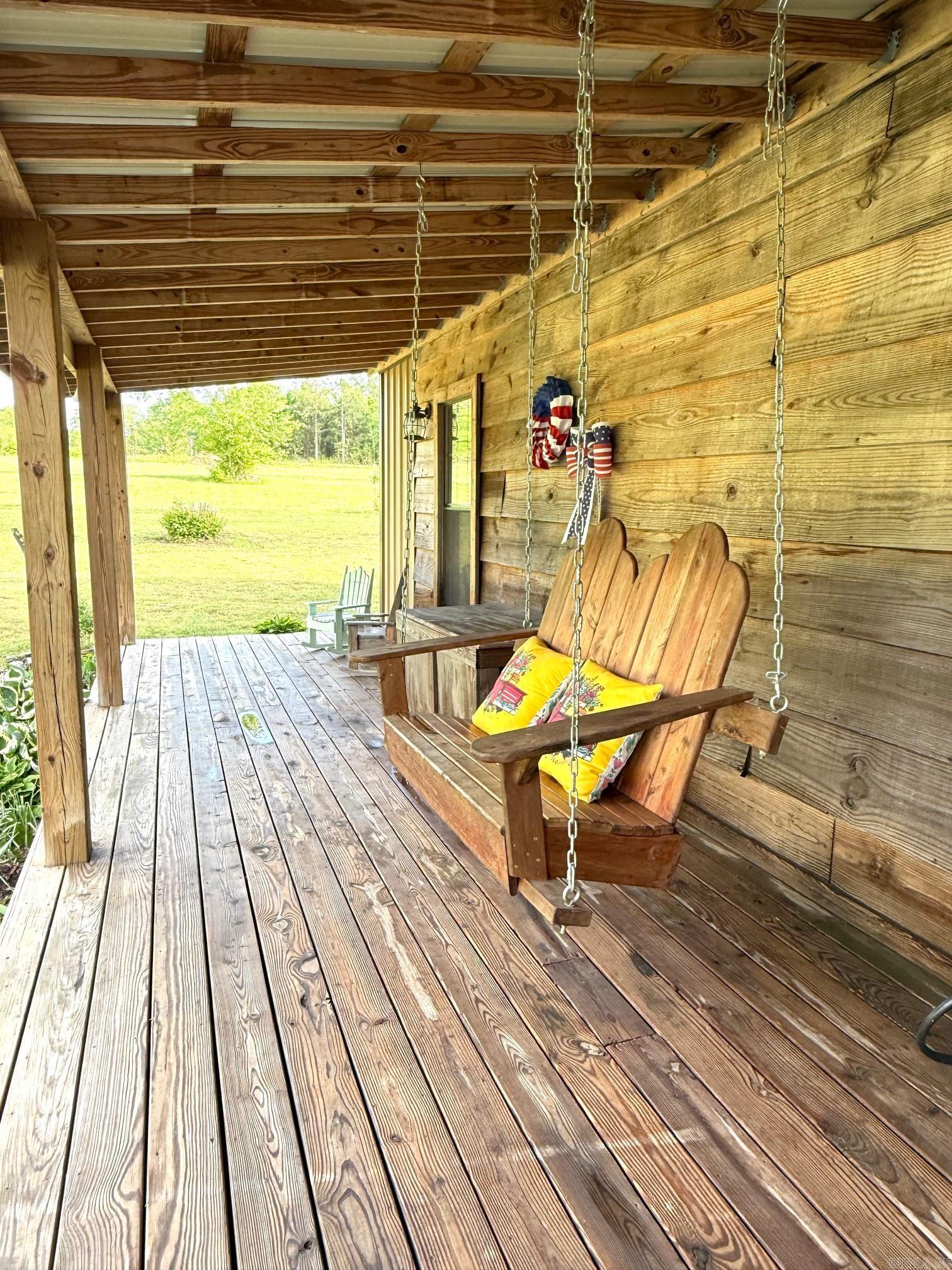 1139 Fayes Forest  Clinton, AR