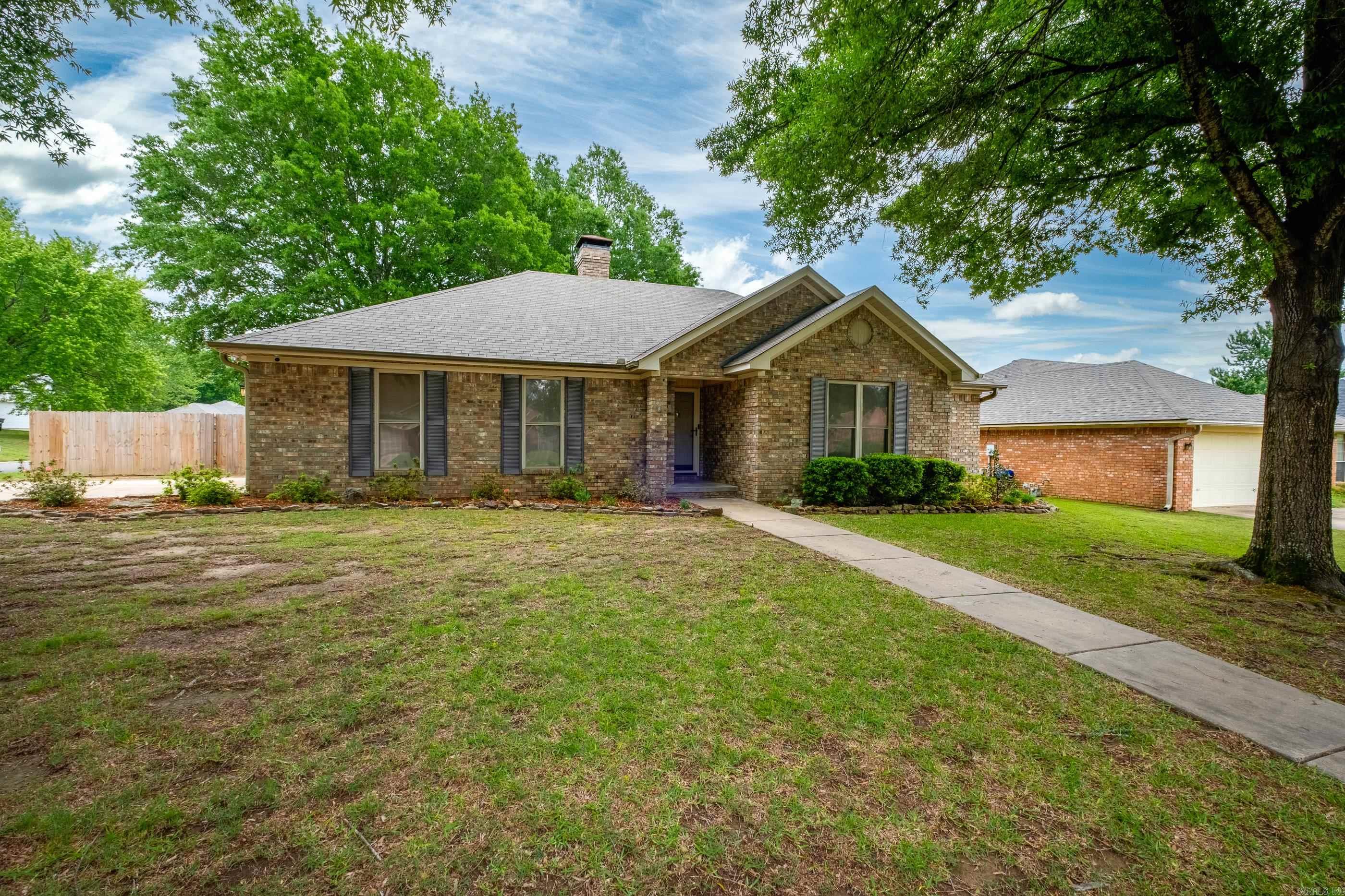 2460 Krysal Kreek  Conway, AR