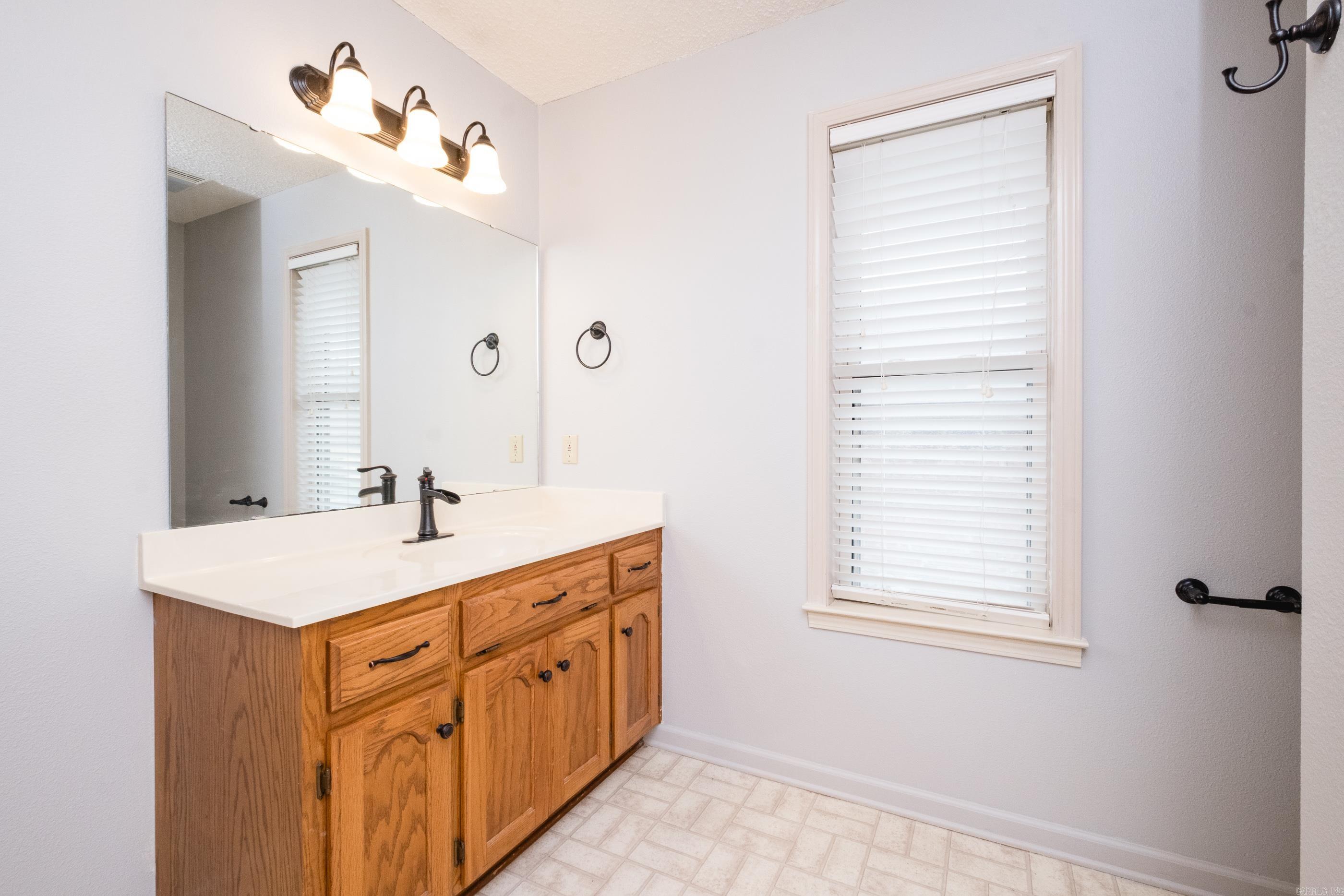 2460 Krysal Kreek  Conway, AR