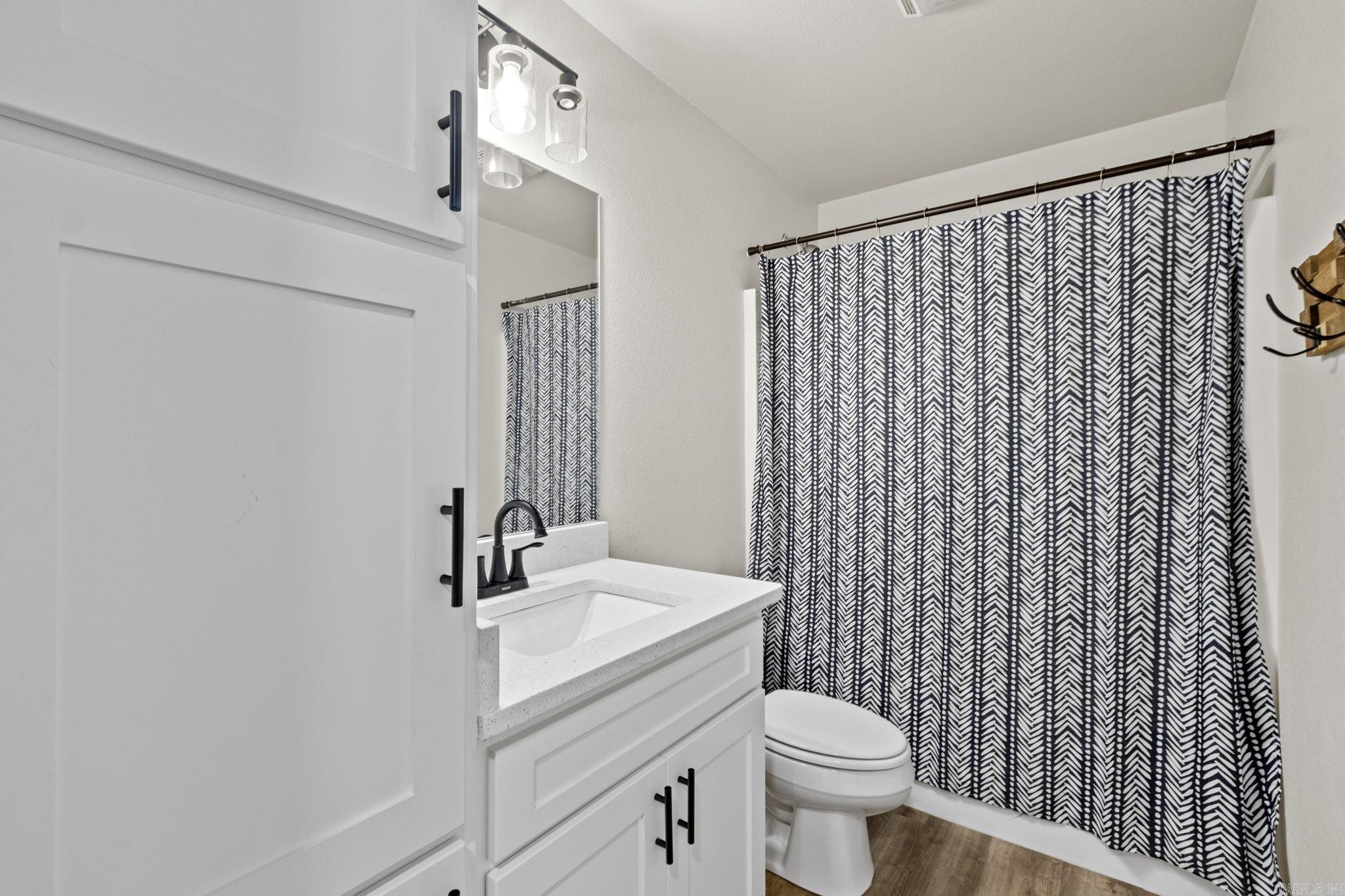 8501 Old Tom Box  Sherwood, AR