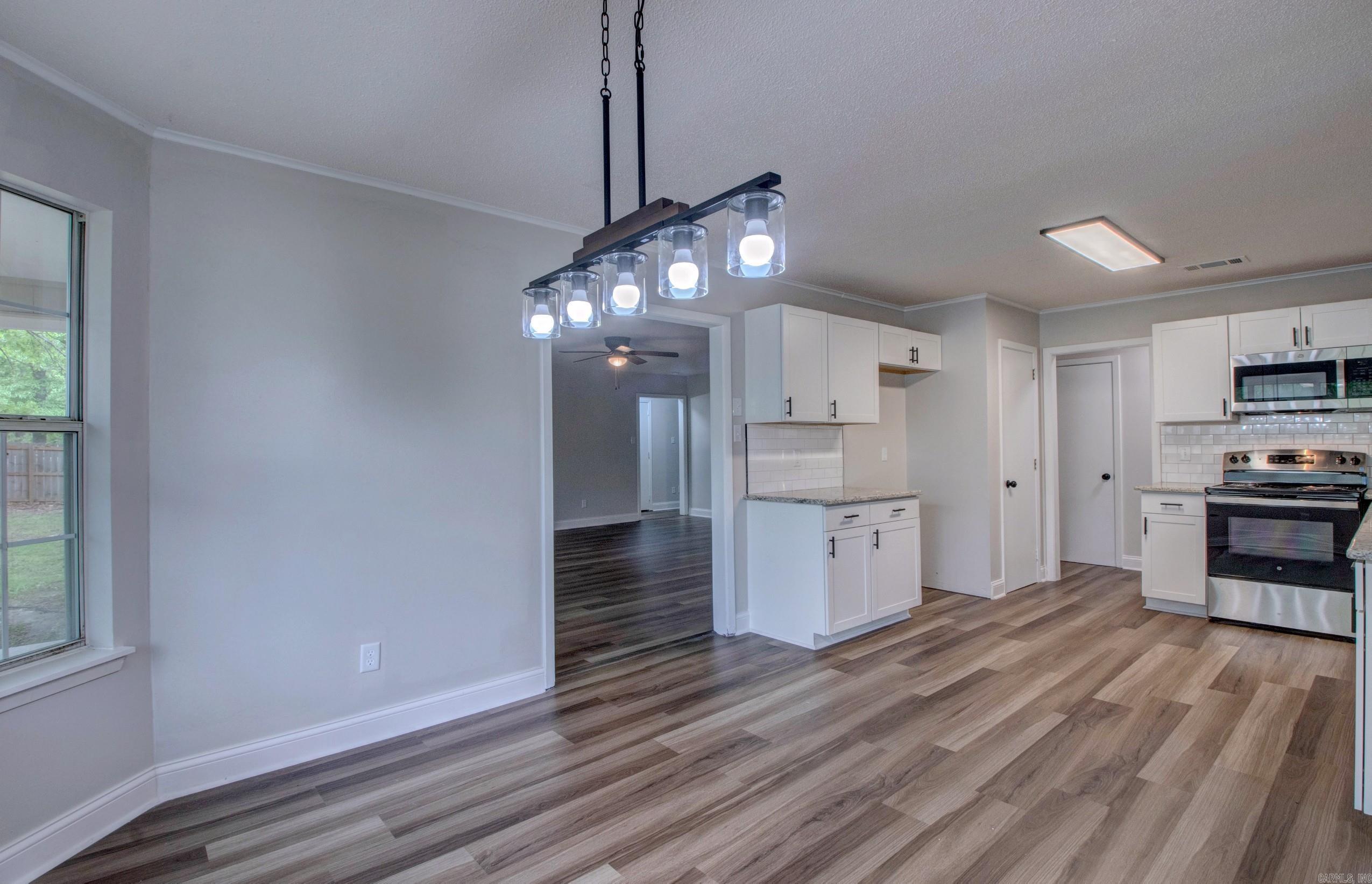 19200 Oaklawn  Little Rock, AR