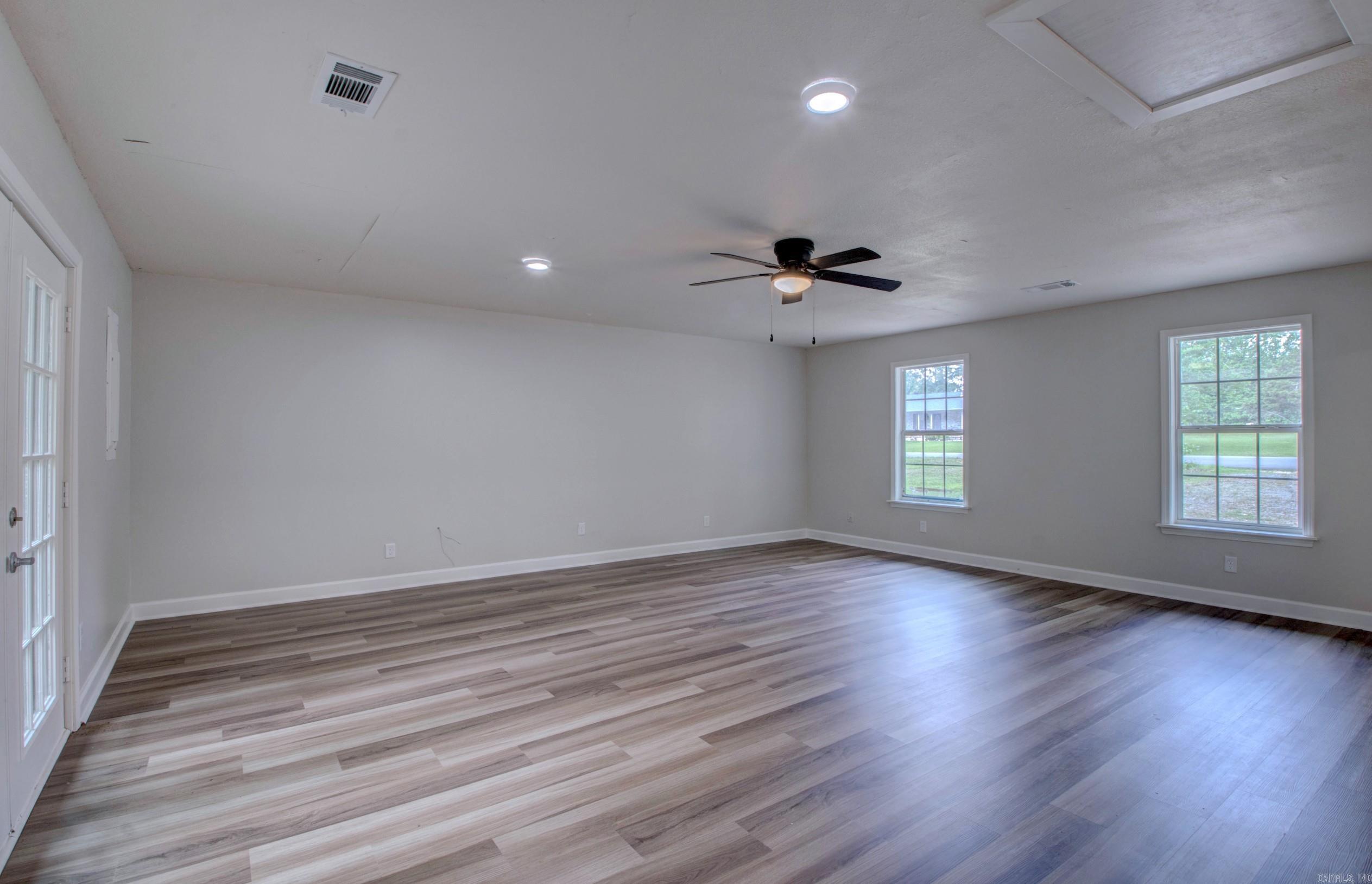 19200 Oaklawn  Little Rock, AR