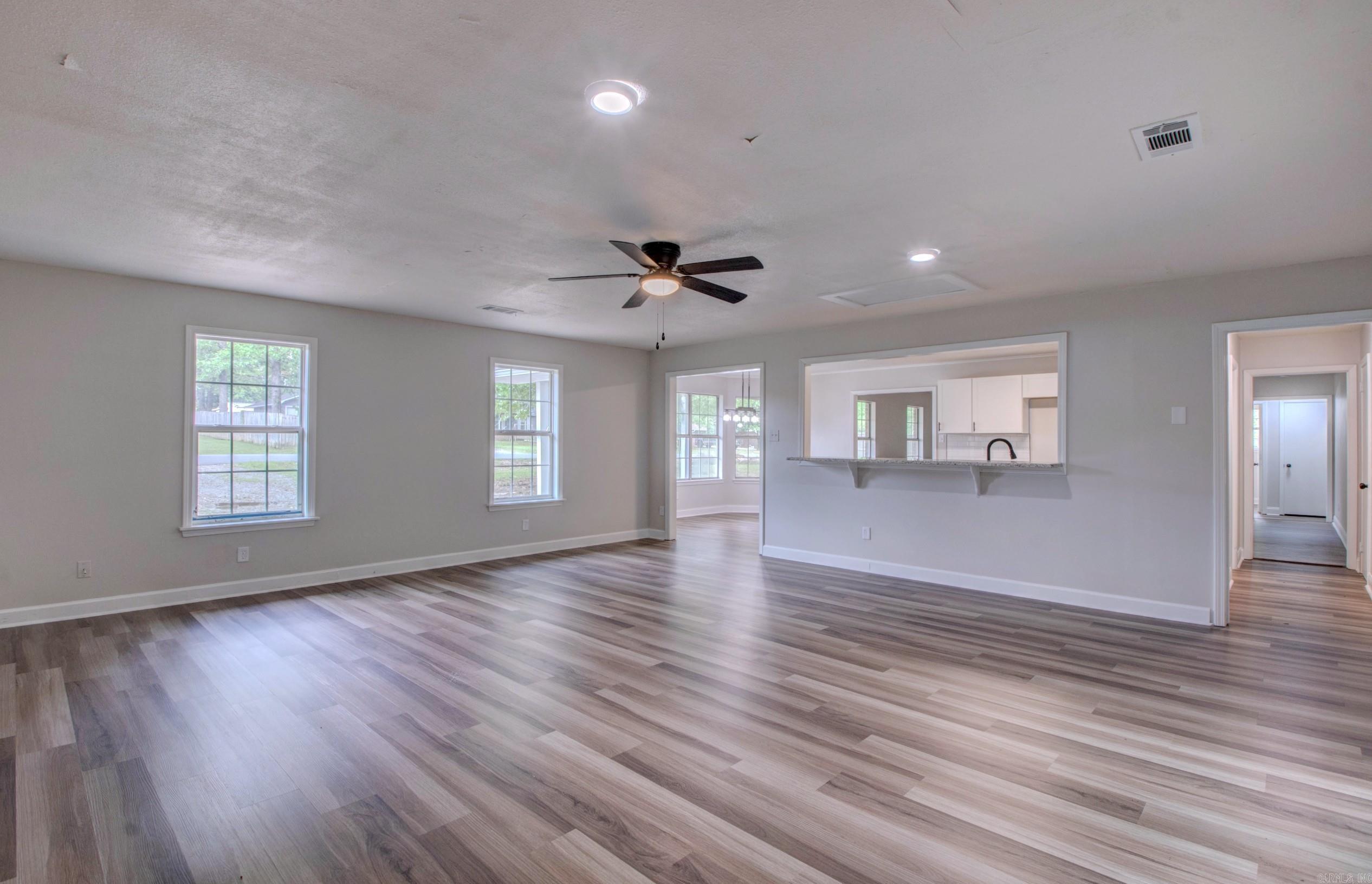 19200 Oaklawn  Little Rock, AR