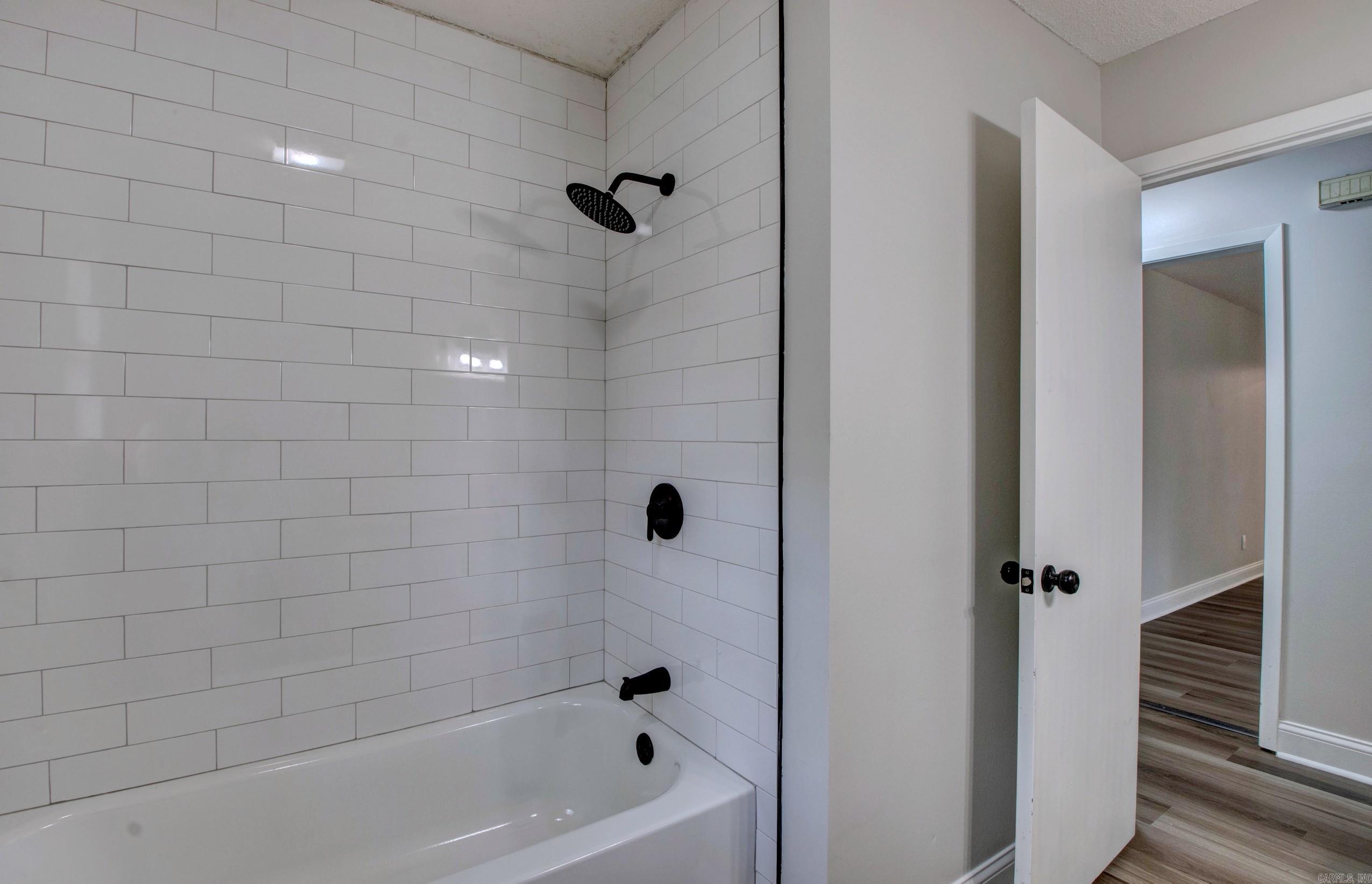 19200 Oaklawn  Little Rock, AR