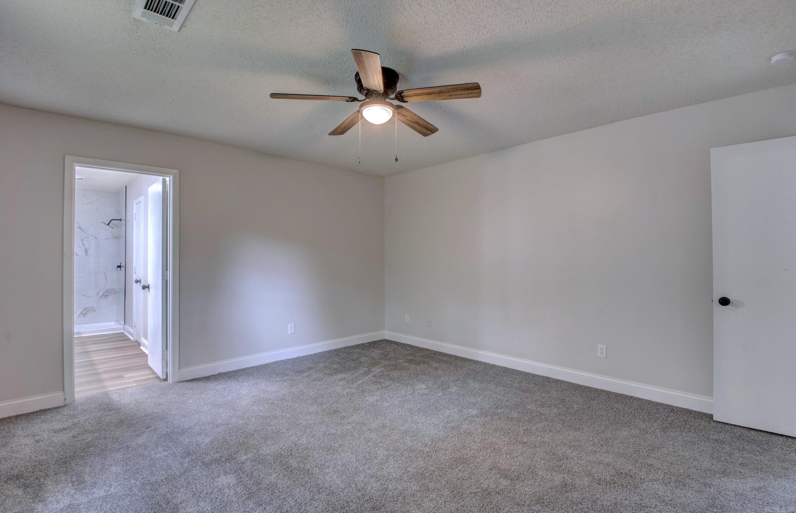 19200 Oaklawn  Little Rock, AR