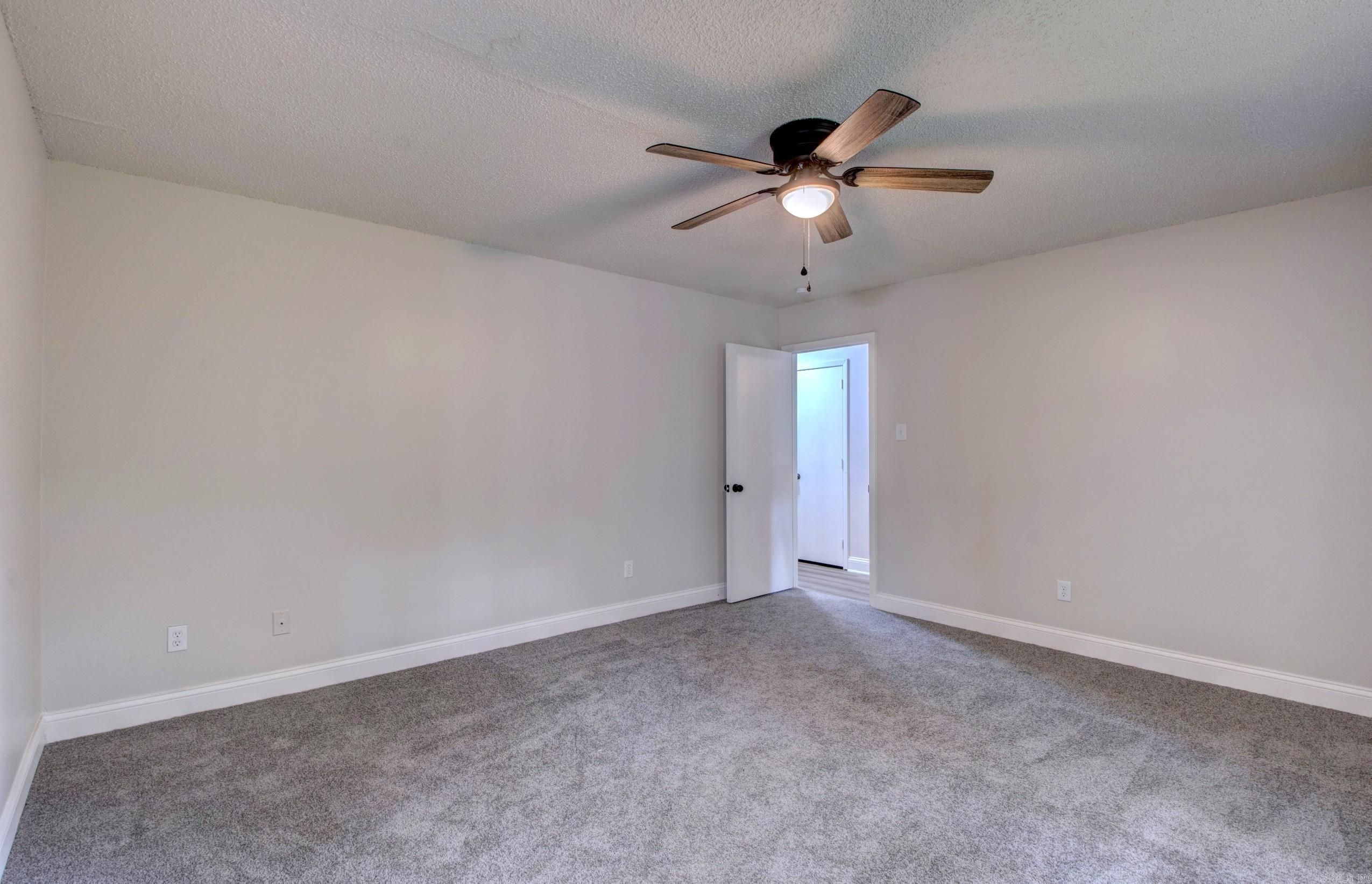 19200 Oaklawn  Little Rock, AR