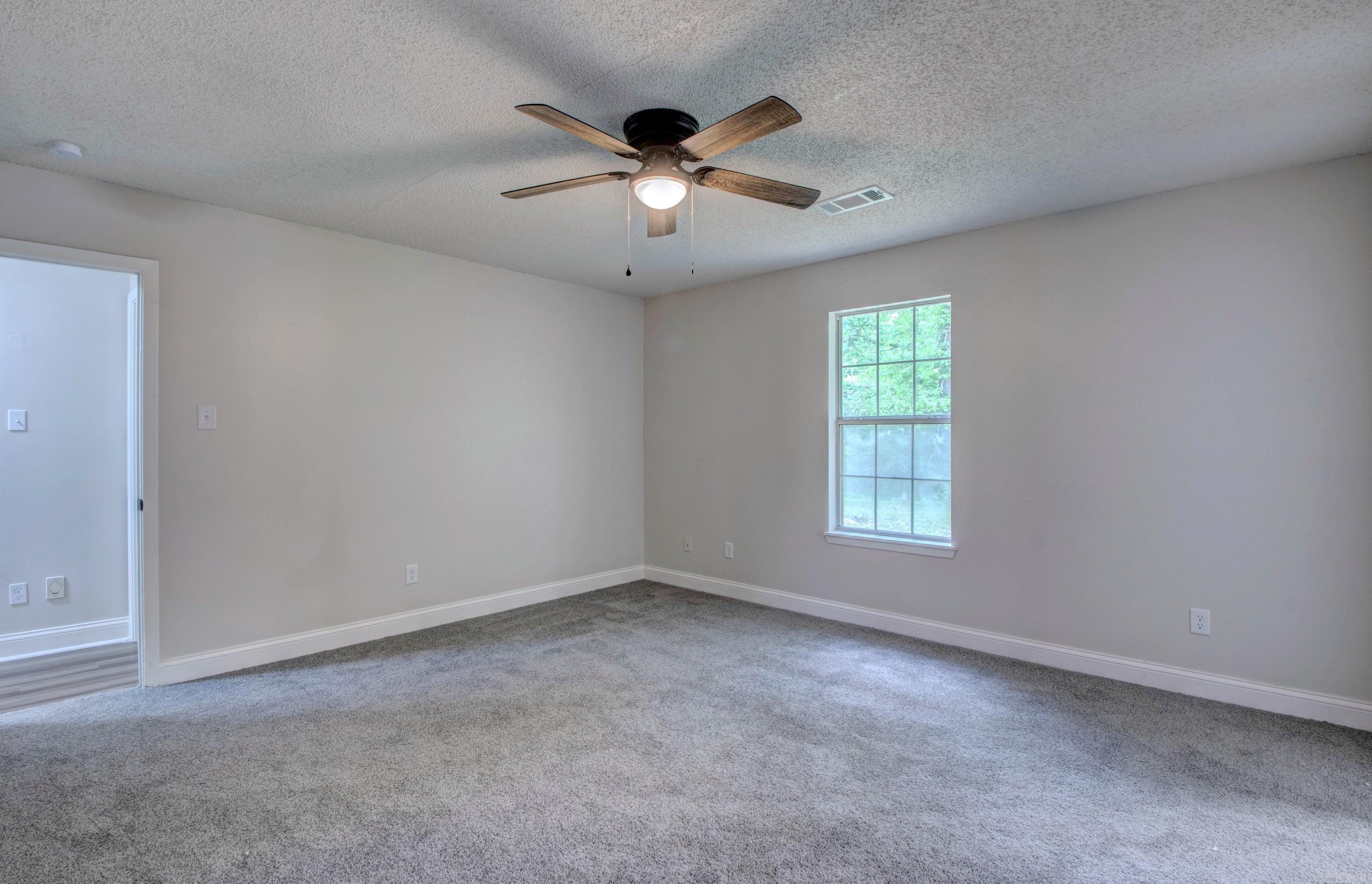 19200 Oaklawn  Little Rock, AR