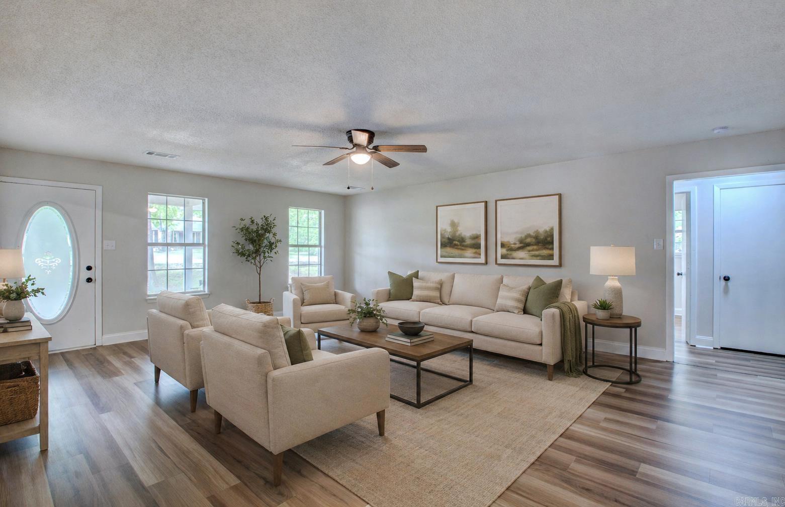 19200 Oaklawn  Little Rock, AR